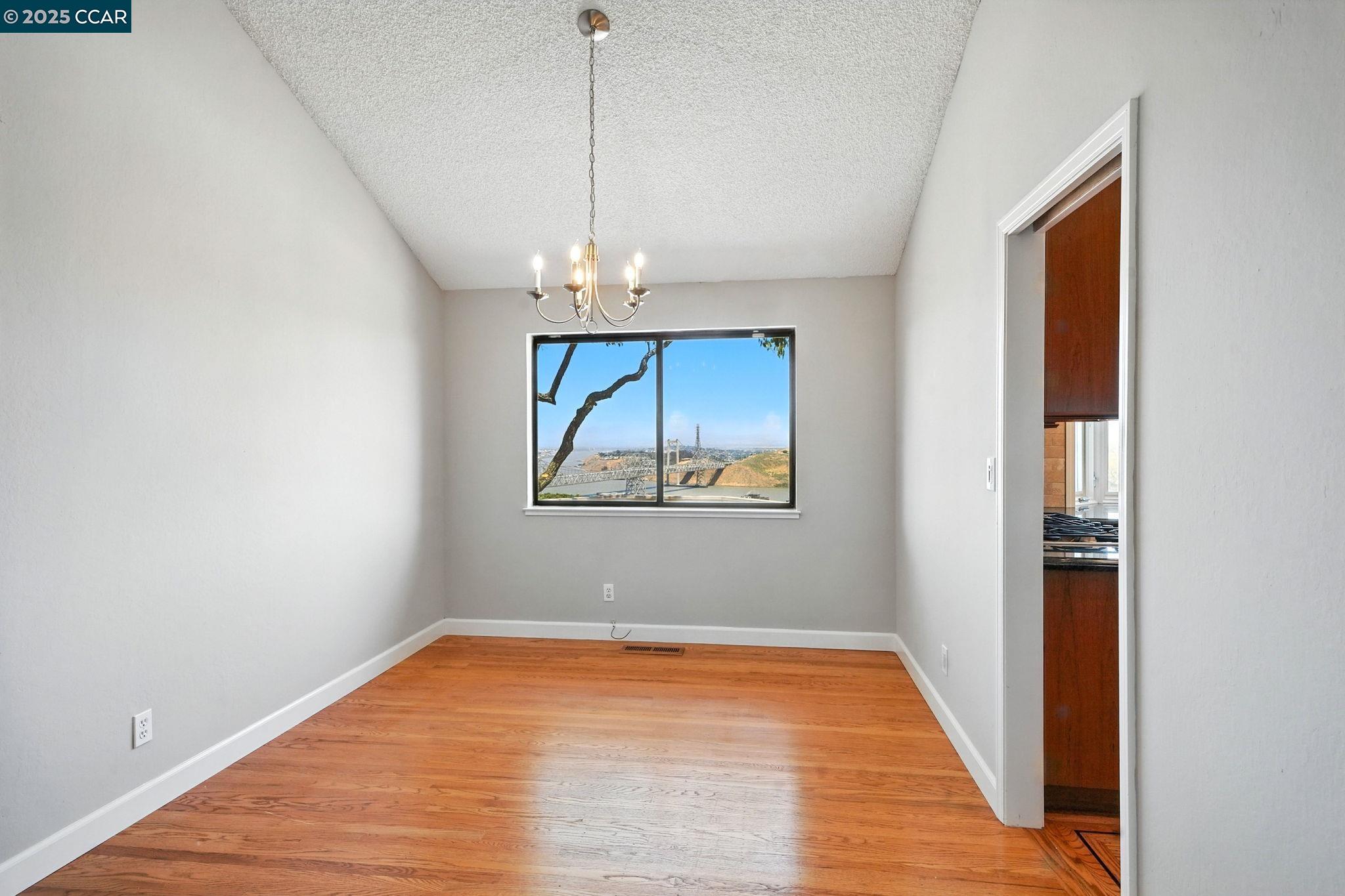 267 Duperu Dr, Crockett, California 94525, 4 Bedrooms Bedrooms, 10 Rooms Rooms,3 BathroomsBathrooms,Residential Lease,For Rent,267 Duperu Dr,41103139