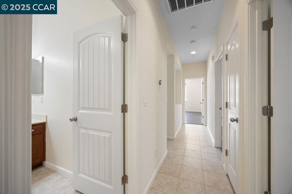 Detail Gallery Image 16 of 29 For 2448 Vallarta, Bay Point,  CA 94565 - 4 Beds | 2 Baths