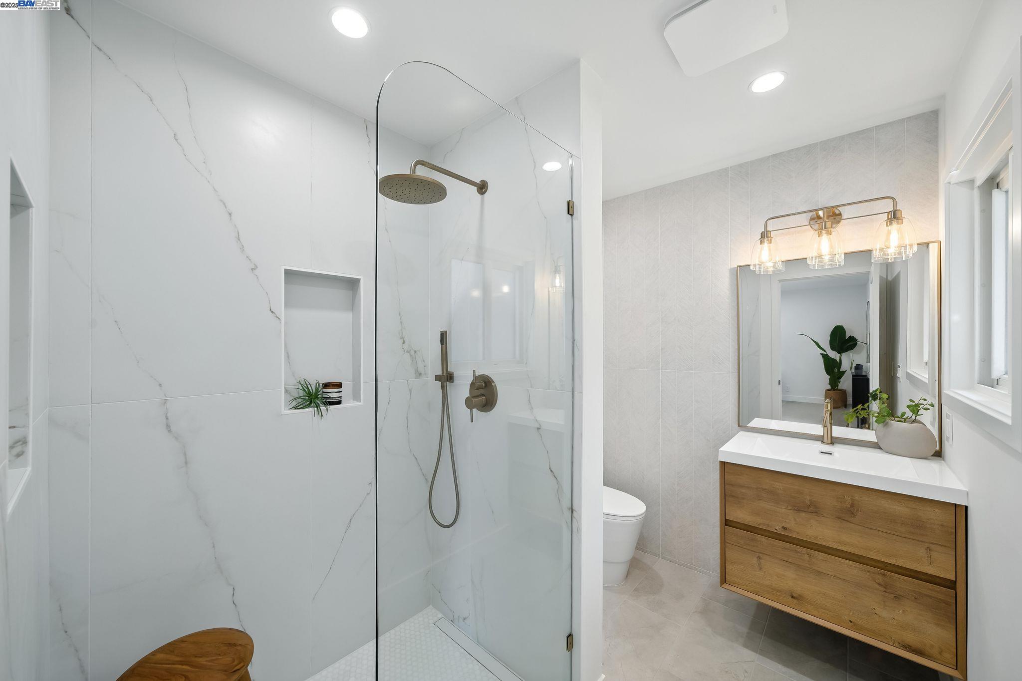 Detail Gallery Image 24 of 43 For 4253 Mirador Dr, Pleasanton,  CA 94566 - 3 Beds | 2/1 Baths