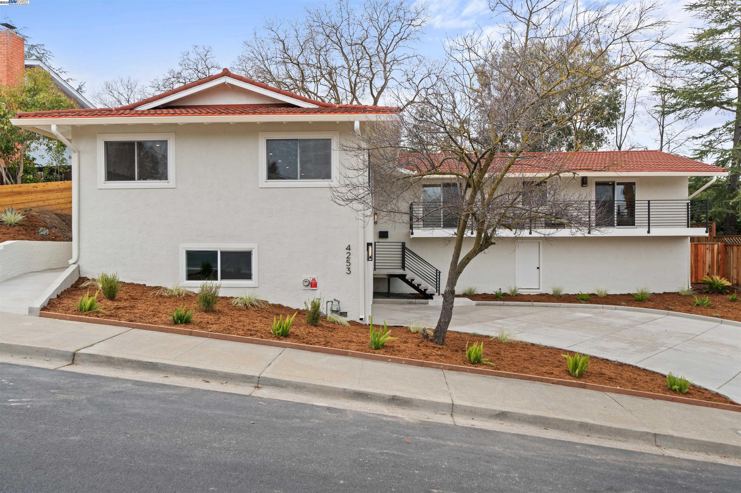 Detail Gallery Image 27 of 43 For 4253 Mirador Dr, Pleasanton,  CA 94566 - 3 Beds | 2/1 Baths