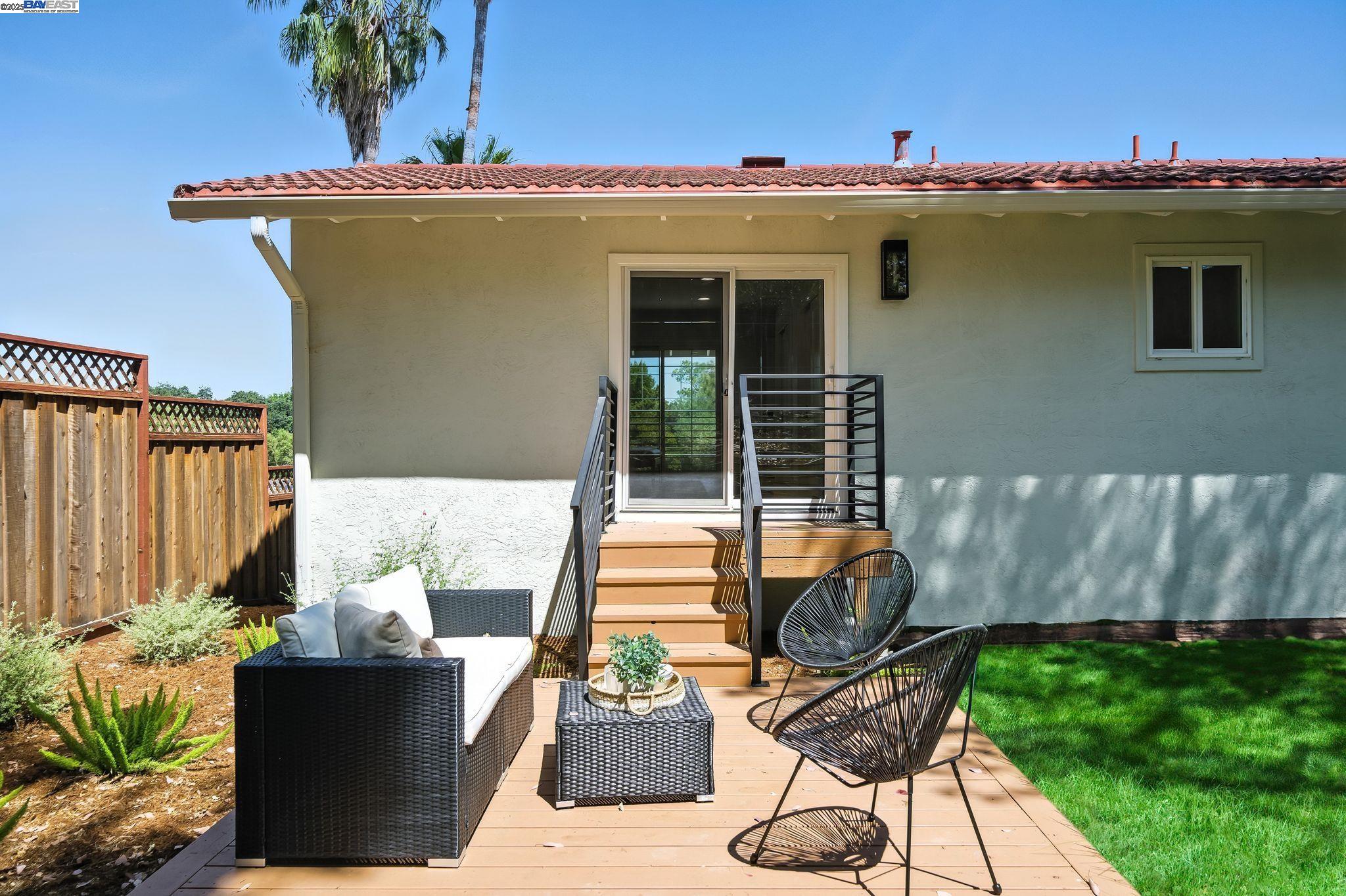 Detail Gallery Image 33 of 43 For 4253 Mirador Dr, Pleasanton,  CA 94566 - 3 Beds | 2/1 Baths