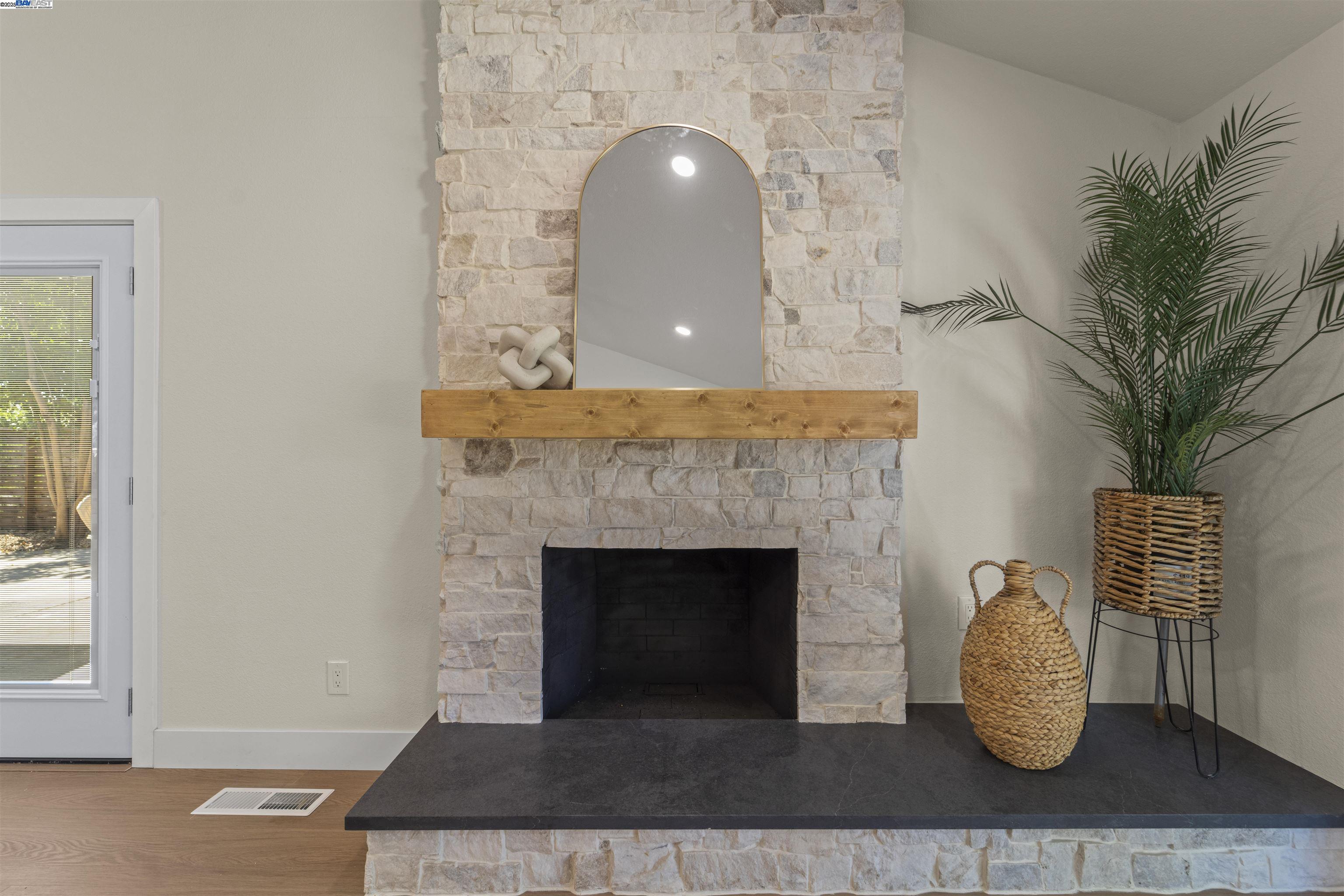 Detail Gallery Image 22 of 55 For 1685 Westchester Pl, Concord,  CA 94519 - 4 Beds | 2 Baths