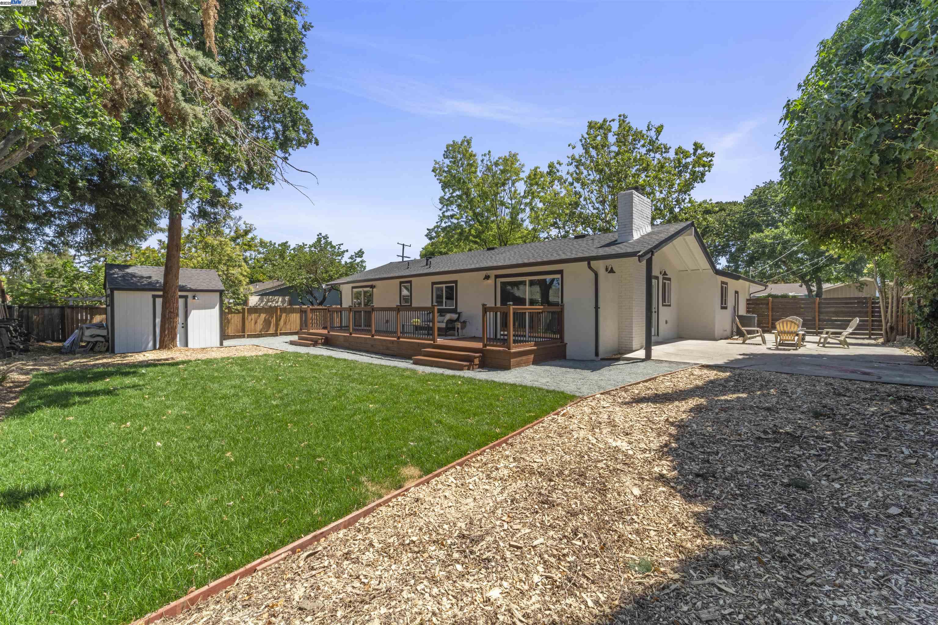 Detail Gallery Image 49 of 55 For 1685 Westchester Pl, Concord,  CA 94519 - 4 Beds | 2 Baths