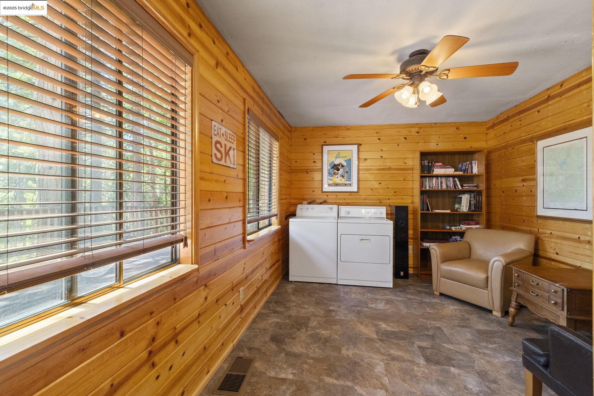 Detail Gallery Image 11 of 50 For 26609 Old Mono Rd., Cold Springs,  CA 95335 - 4 Beds | 1 Baths