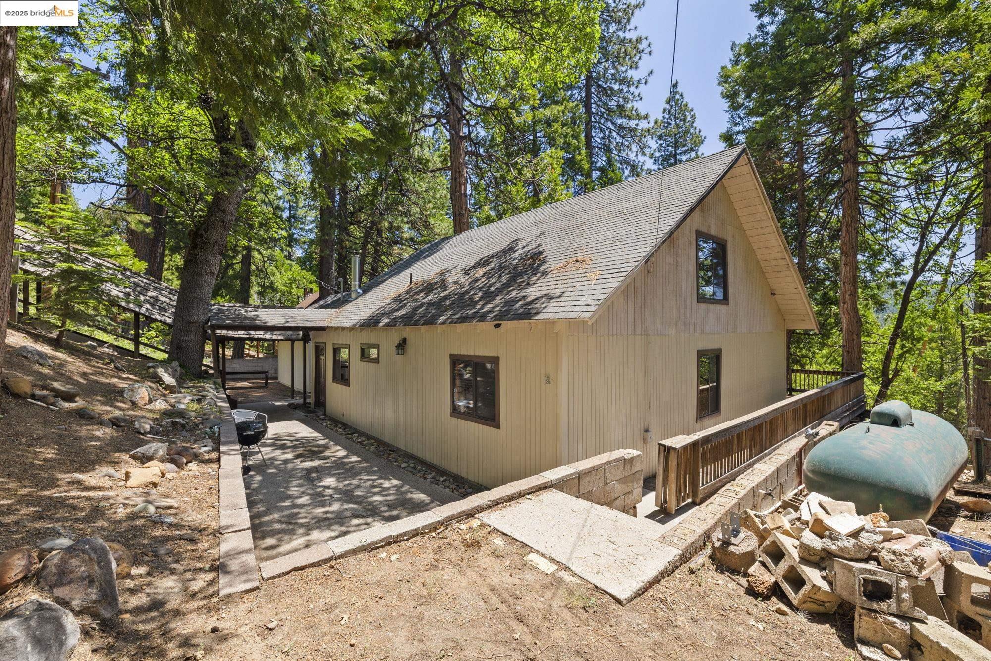 Detail Gallery Image 24 of 50 For 26609 Old Mono Rd., Cold Springs,  CA 95335 - 4 Beds | 1 Baths