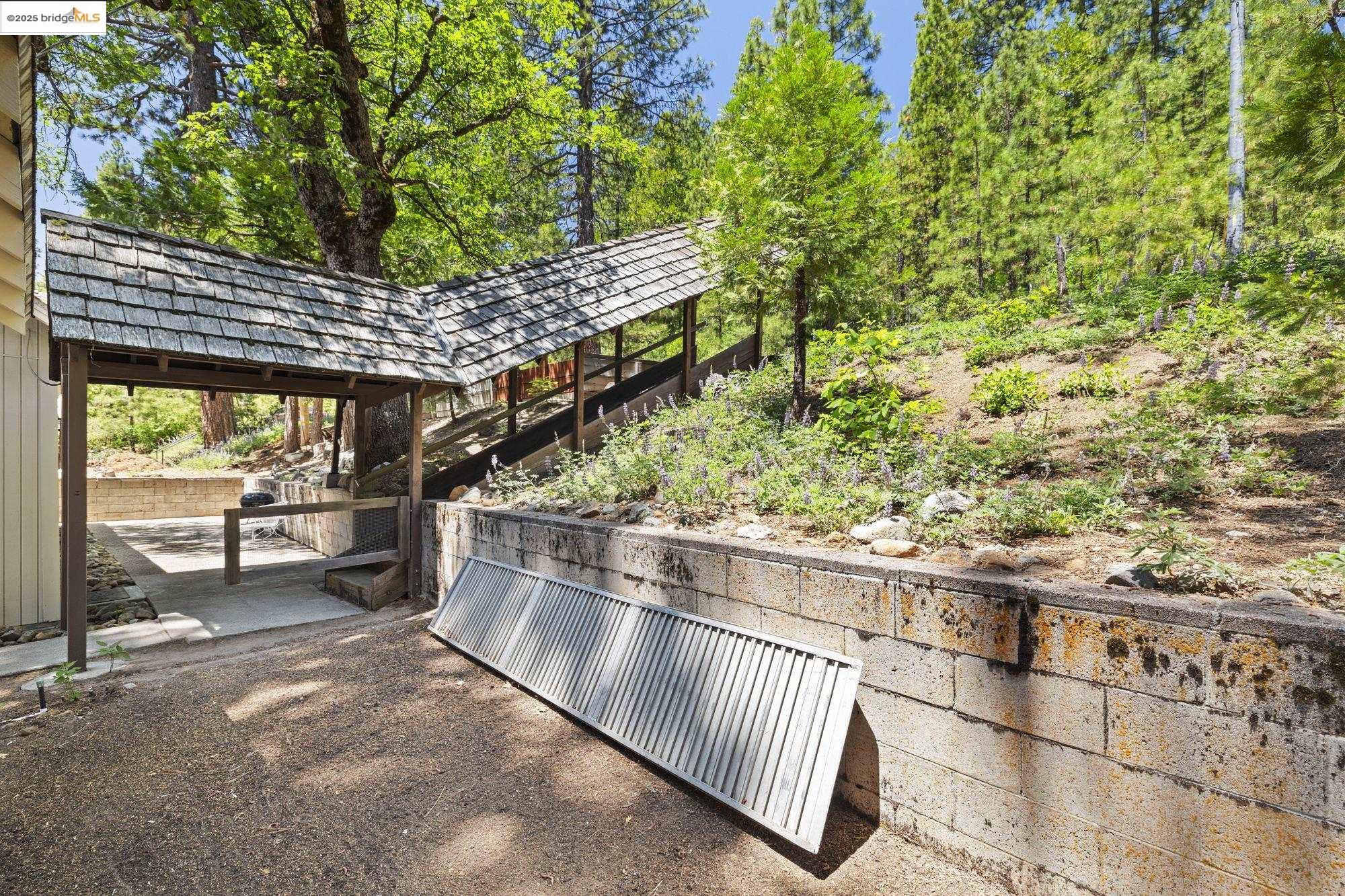 Detail Gallery Image 27 of 50 For 26609 Old Mono Rd., Cold Springs,  CA 95335 - 4 Beds | 1 Baths