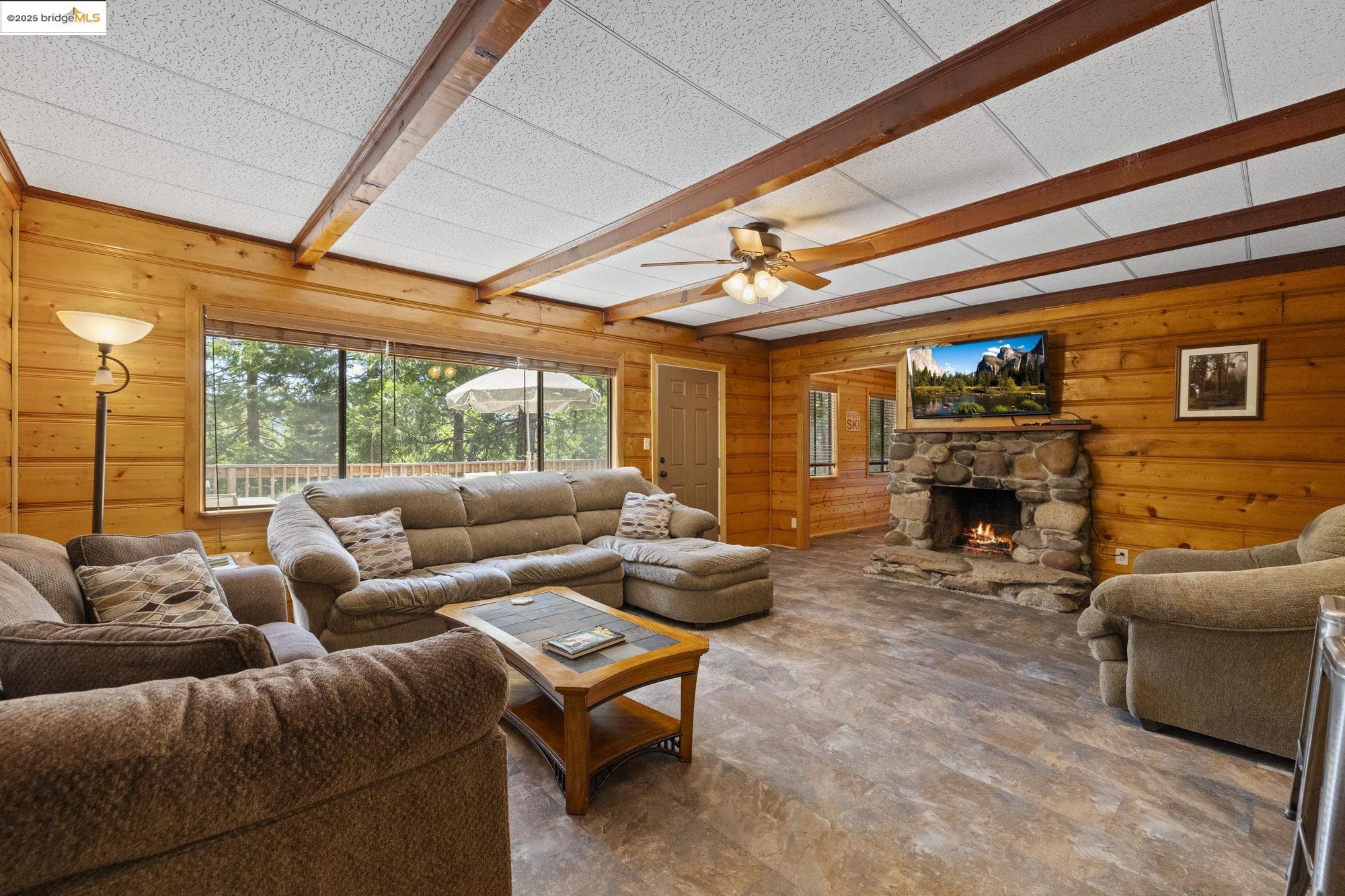 Detail Gallery Image 8 of 50 For 26609 Old Mono Rd., Cold Springs,  CA 95335 - 4 Beds | 1 Baths