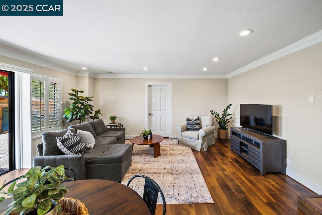 Detail Gallery Image 13 of 51 For 172 Rudgear Dr, Walnut Creek,  CA 94596 - 4 Beds | 2/1 Baths