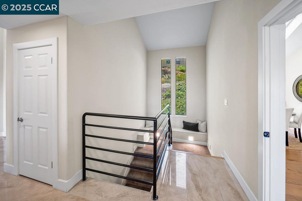 Detail Gallery Image 34 of 51 For 172 Rudgear Dr, Walnut Creek,  CA 94596 - 4 Beds | 2/1 Baths