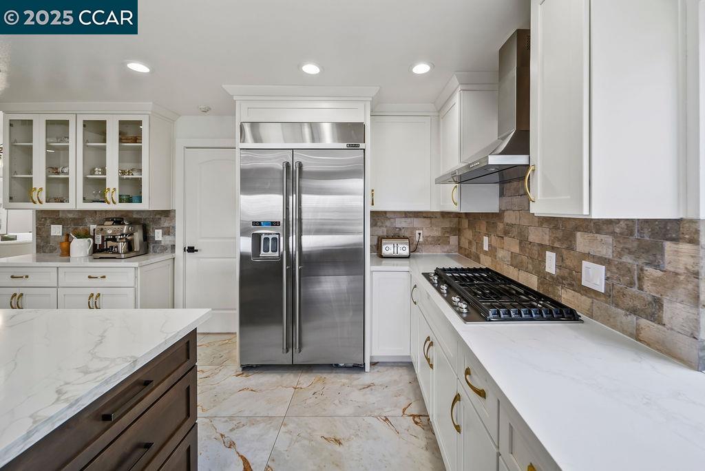 Detail Gallery Image 7 of 51 For 172 Rudgear Dr, Walnut Creek,  CA 94596 - 4 Beds | 2/1 Baths