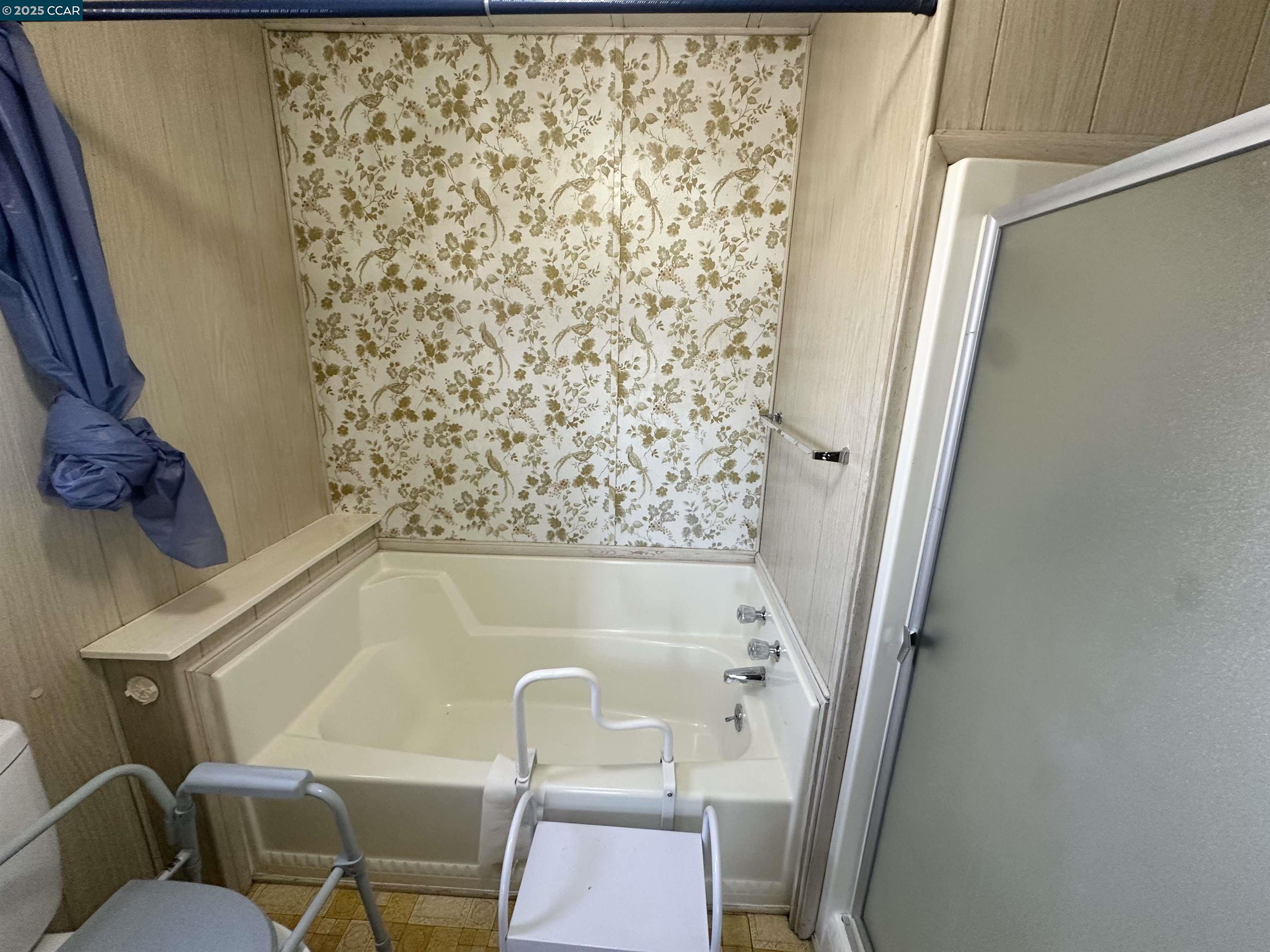 Detail Gallery Image 6 of 15 For 2227 Dalis Drive #159,  Concord,  CA 94520 - 2 Beds | 2 Baths