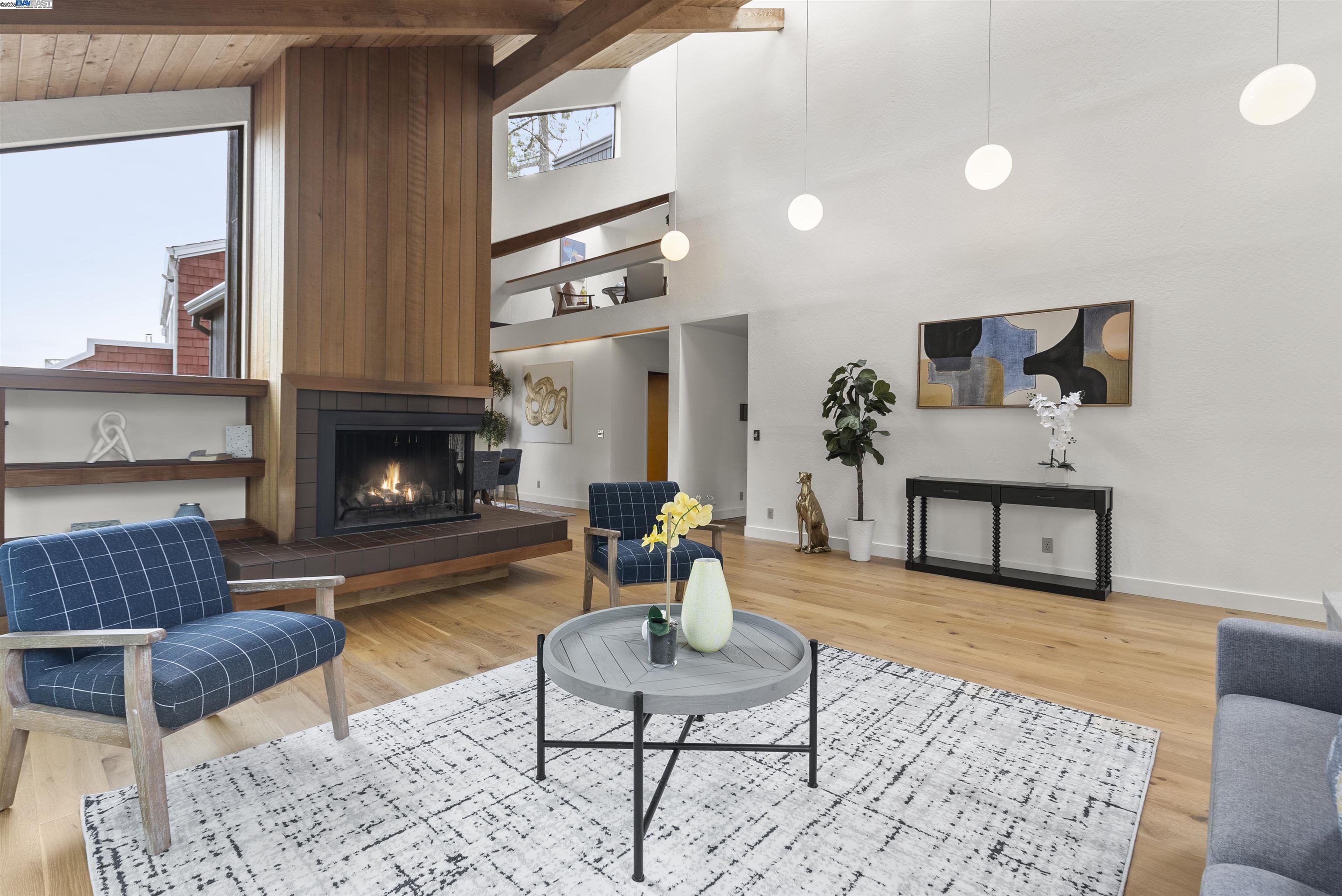Detail Gallery Image 1 of 50 For 6425 Zinn Dr, Oakland,  CA 94611 - 4 Beds | 2/1 Baths