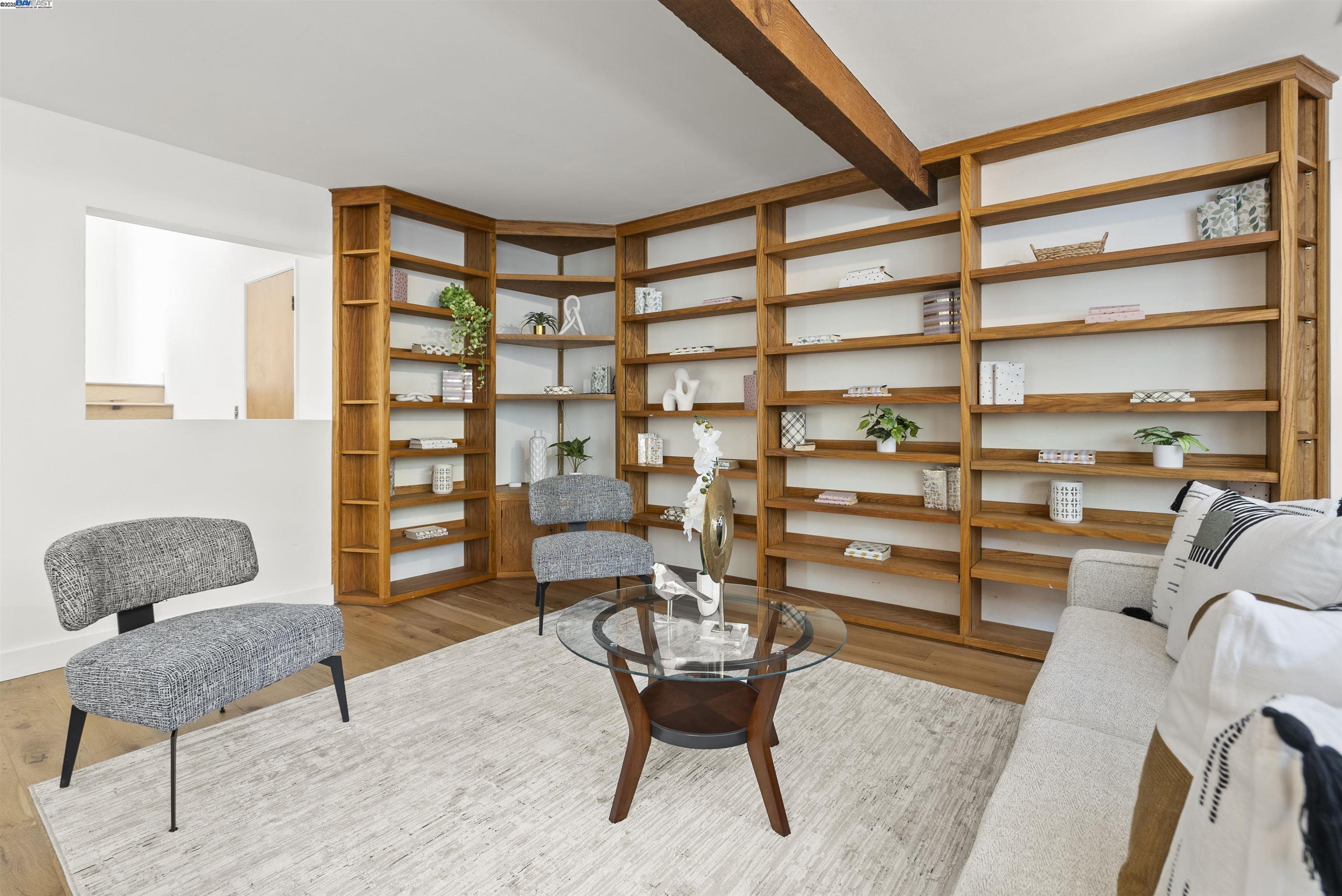 Detail Gallery Image 21 of 50 For 6425 Zinn Dr, Oakland,  CA 94611 - 4 Beds | 2/1 Baths