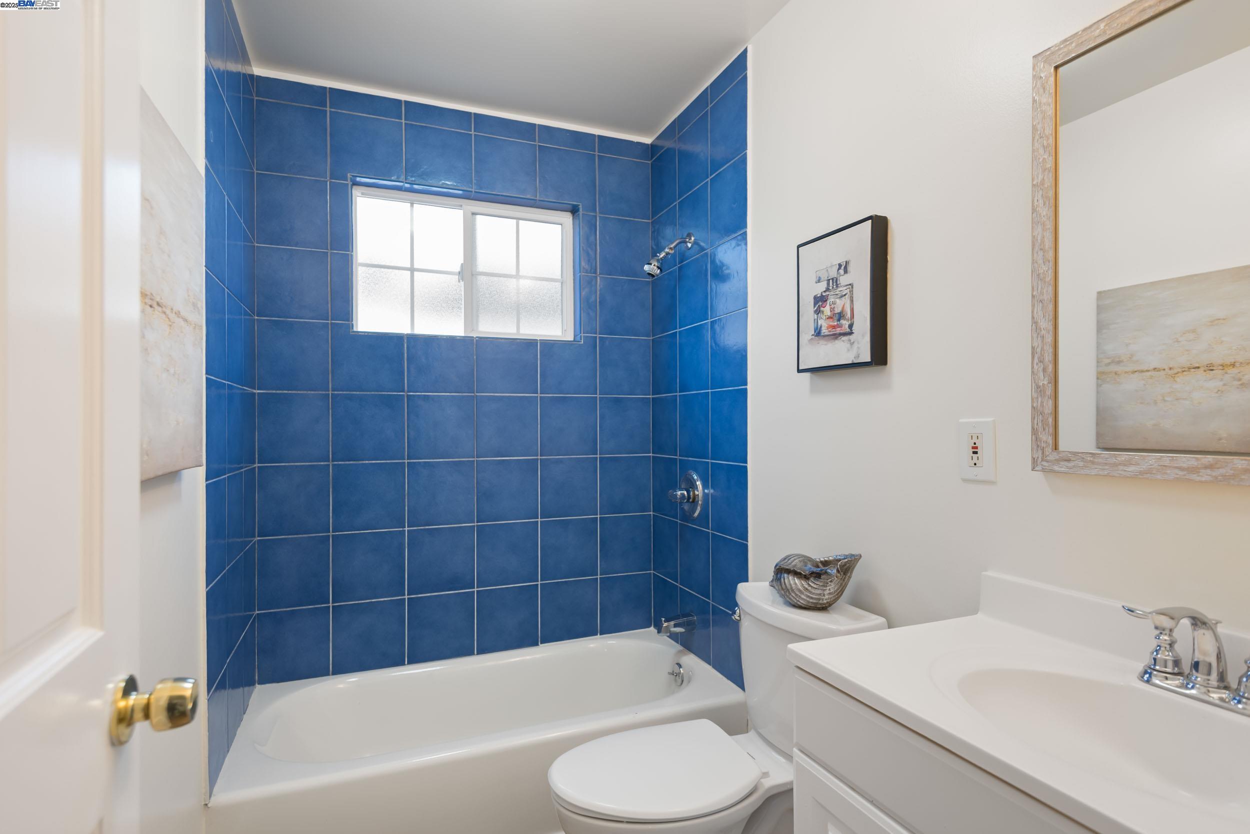 Detail Gallery Image 29 of 42 For 829 9th St, Richmond,  CA 94801 - 6 Beds | 5 Baths