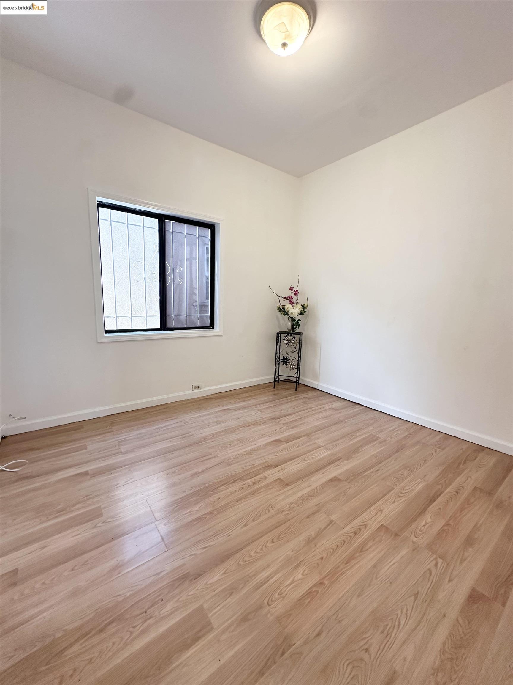 Detail Gallery Image 20 of 53 For 120 16th St, Richmond,  CA 94801 - 2 Beds | 1 Baths