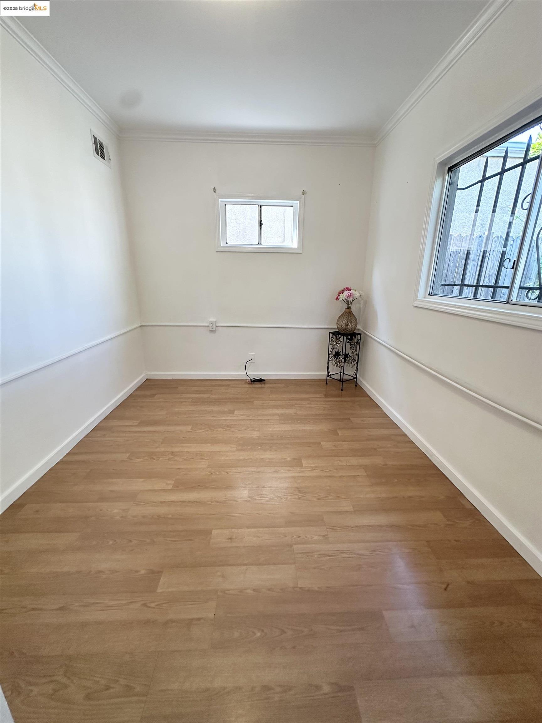 Detail Gallery Image 32 of 53 For 120 16th St, Richmond,  CA 94801 - 2 Beds | 1 Baths