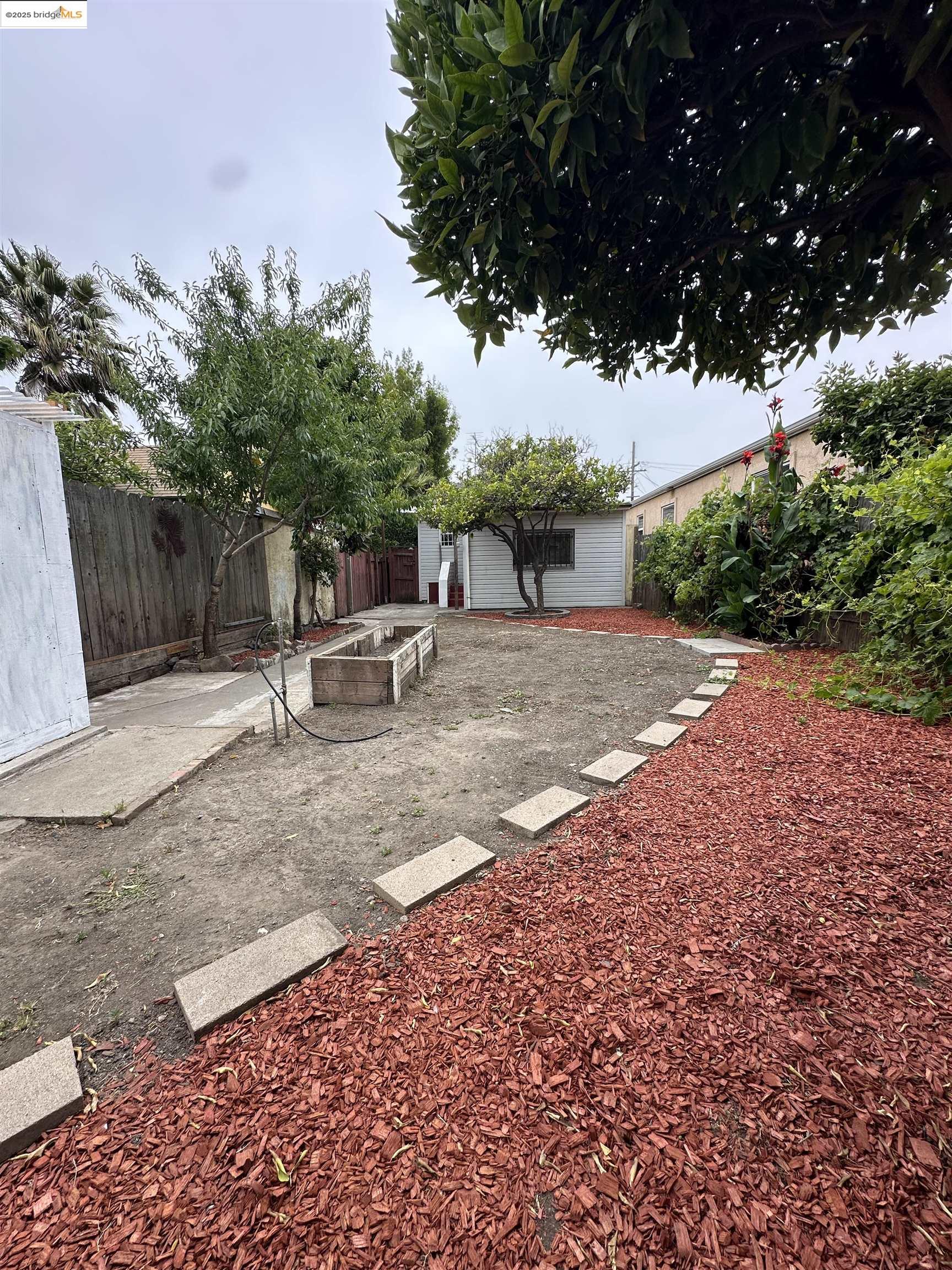 Detail Gallery Image 41 of 53 For 120 16th St, Richmond,  CA 94801 - 2 Beds | 1 Baths