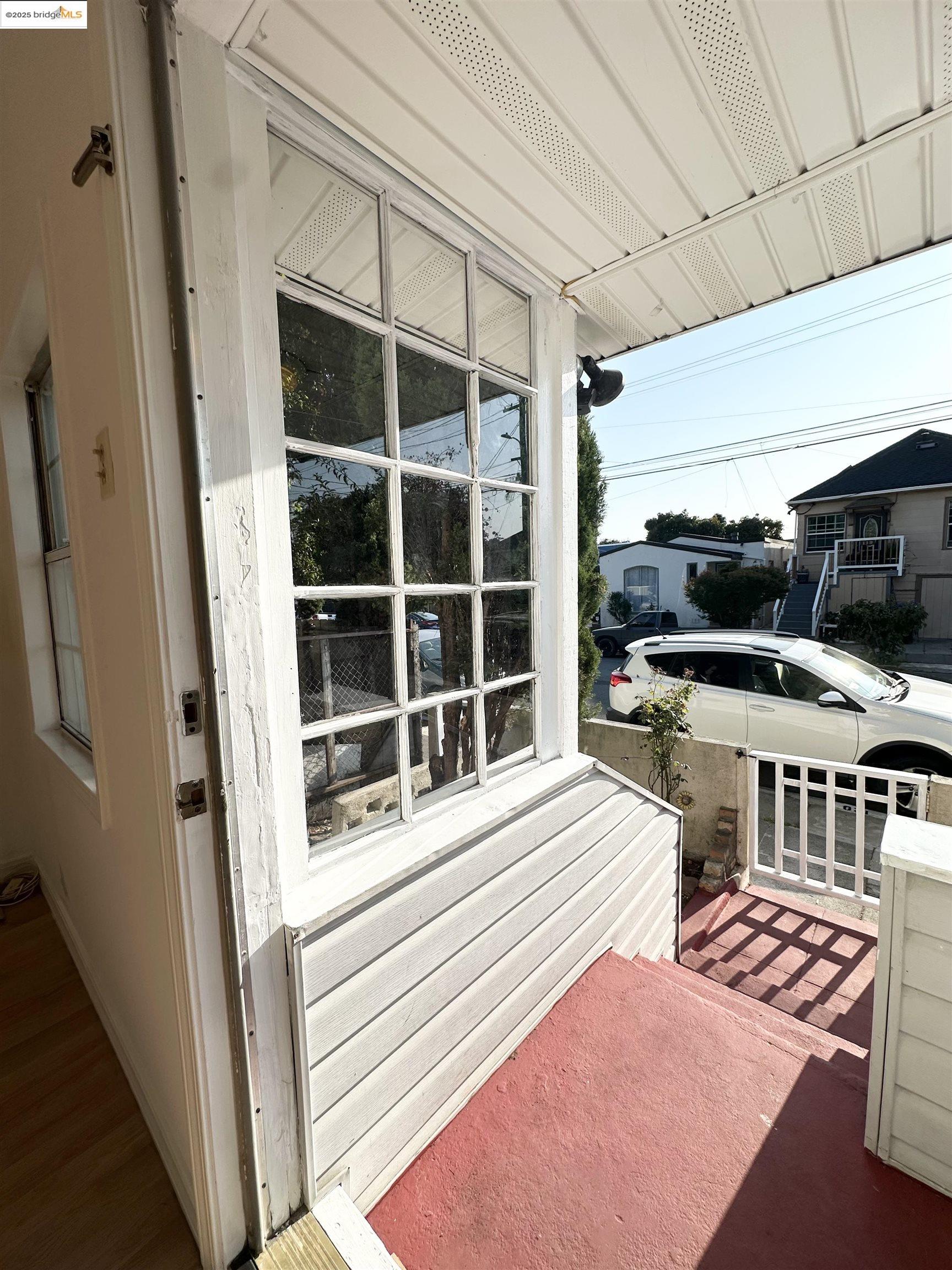 Detail Gallery Image 10 of 53 For 120 16th St, Richmond,  CA 94801 - 2 Beds | 1 Baths
