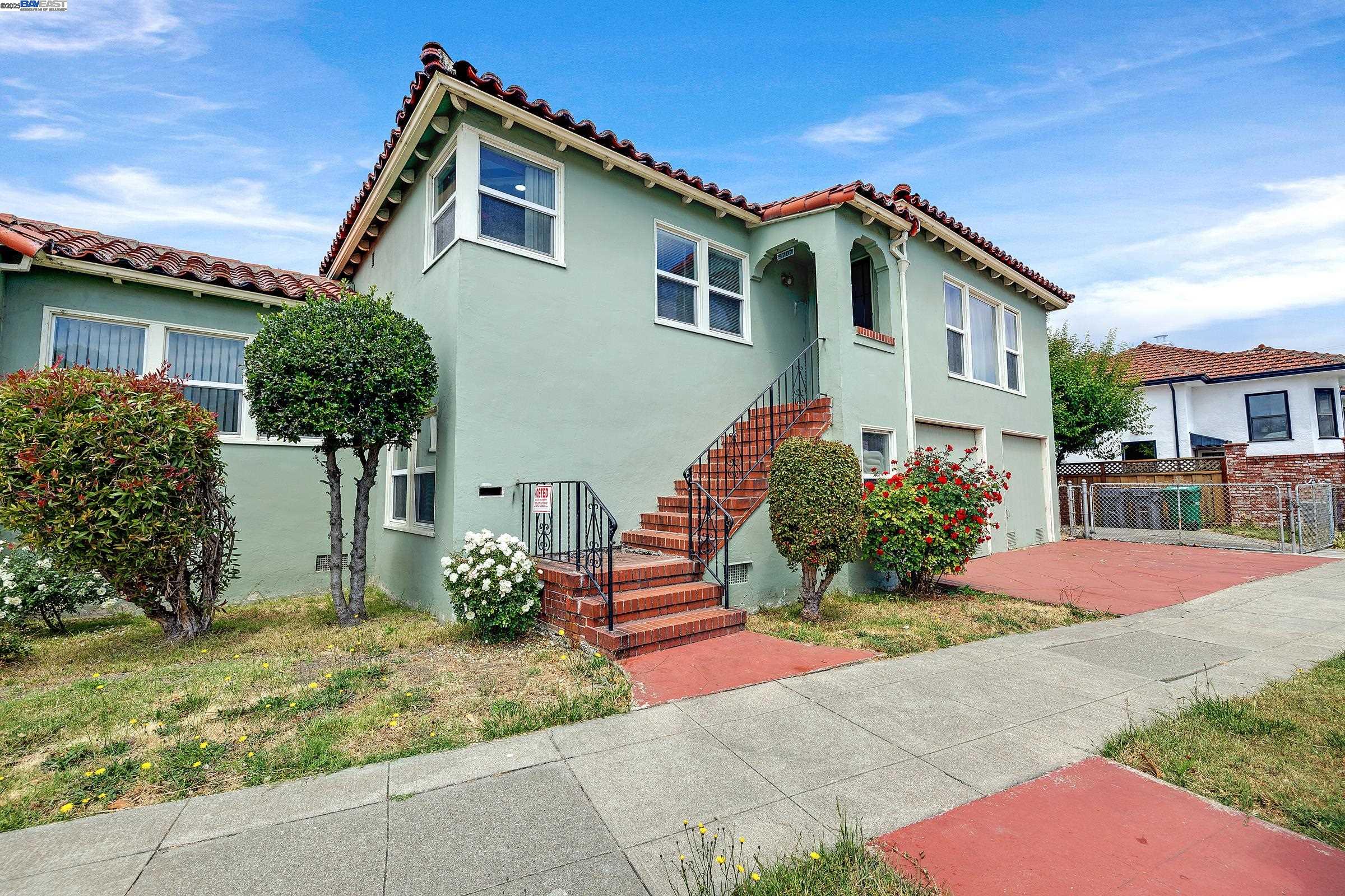 Thumbnail for 5707 Carberry Ave, Oakland, CA 94609
