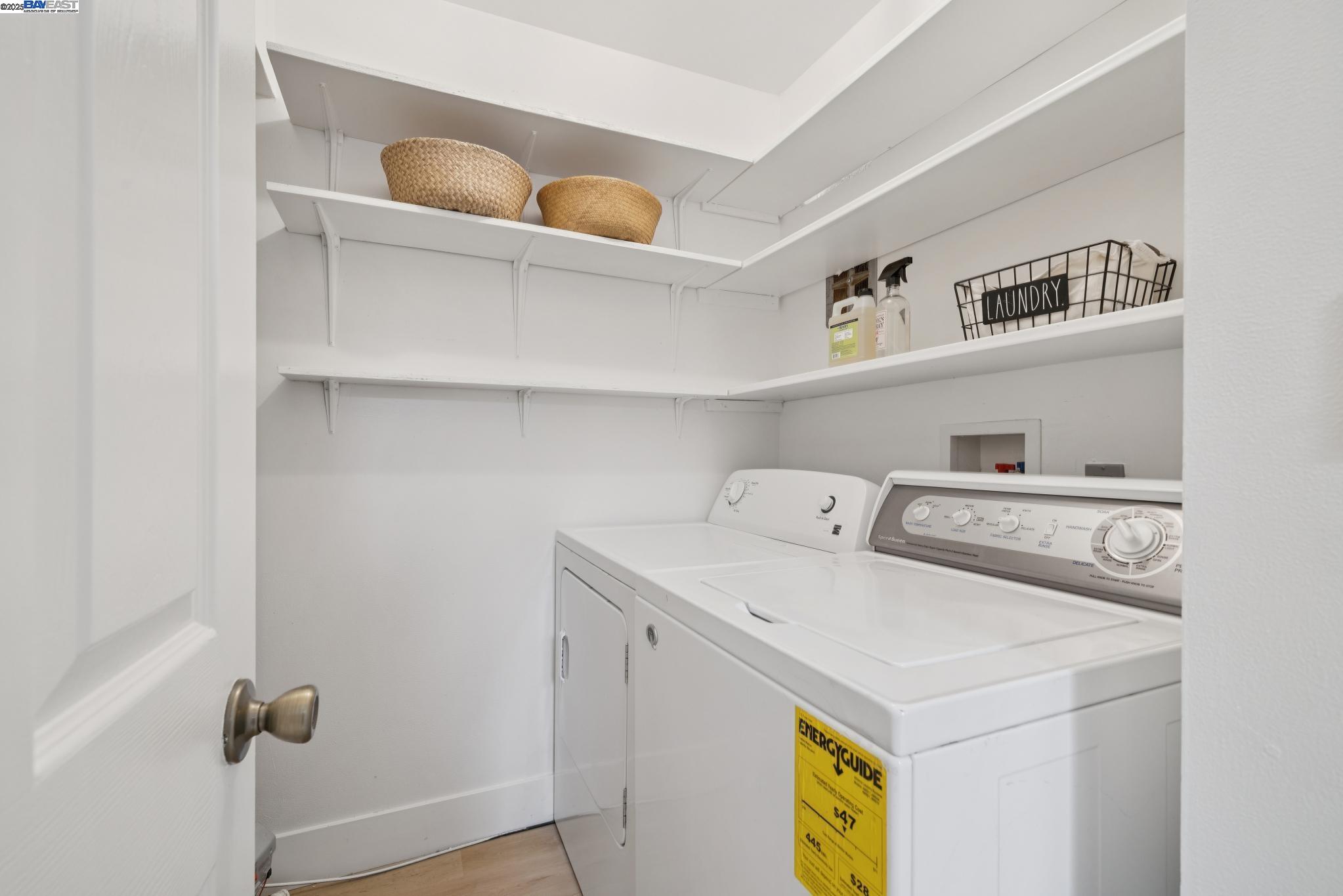 Detail Gallery Image 22 of 44 For 1105 Fontana Dr, Alameda,  CA 94502 - 2 Beds | 1/1 Baths