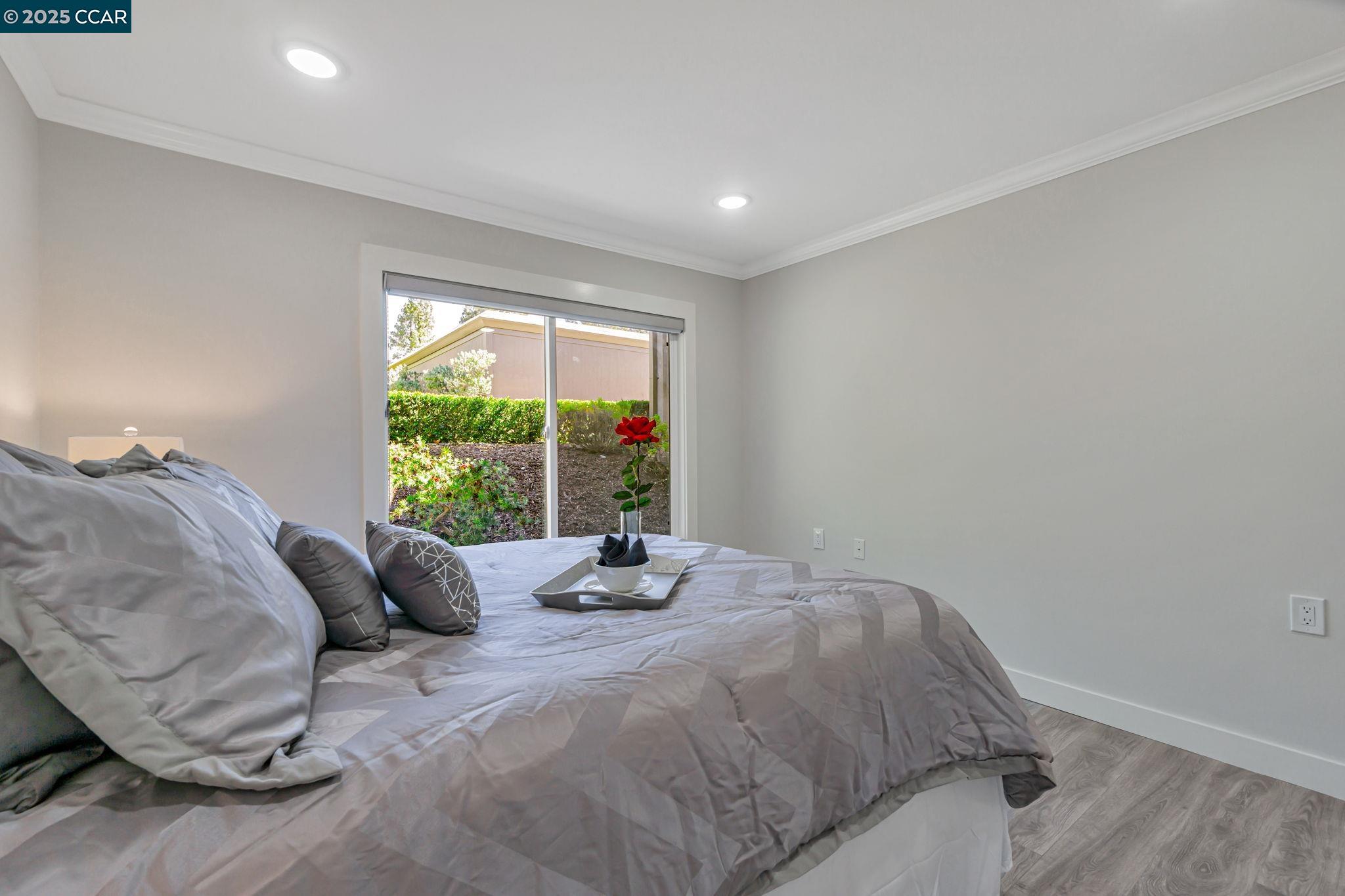 Detail Gallery Image 19 of 44 For 2900 Tice Creek Dr #8,  Walnut Creek,  CA 94595 - 2 Beds | 2 Baths