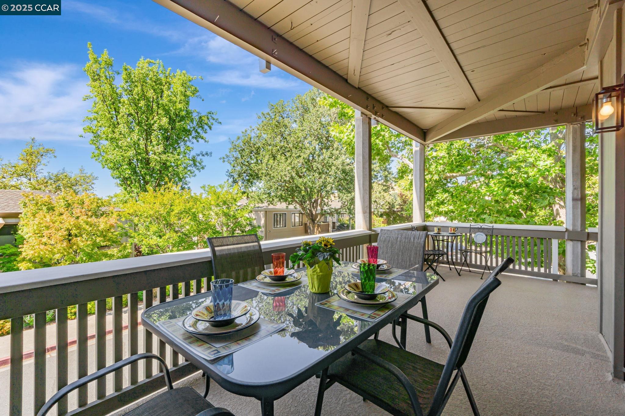 Detail Gallery Image 30 of 44 For 2900 Tice Creek Dr #8,  Walnut Creek,  CA 94595 - 2 Beds | 2 Baths