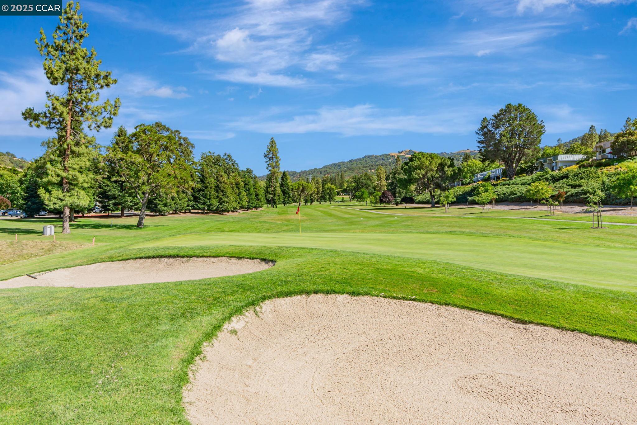 Detail Gallery Image 41 of 44 For 2900 Tice Creek Dr #8,  Walnut Creek,  CA 94595 - 2 Beds | 2 Baths