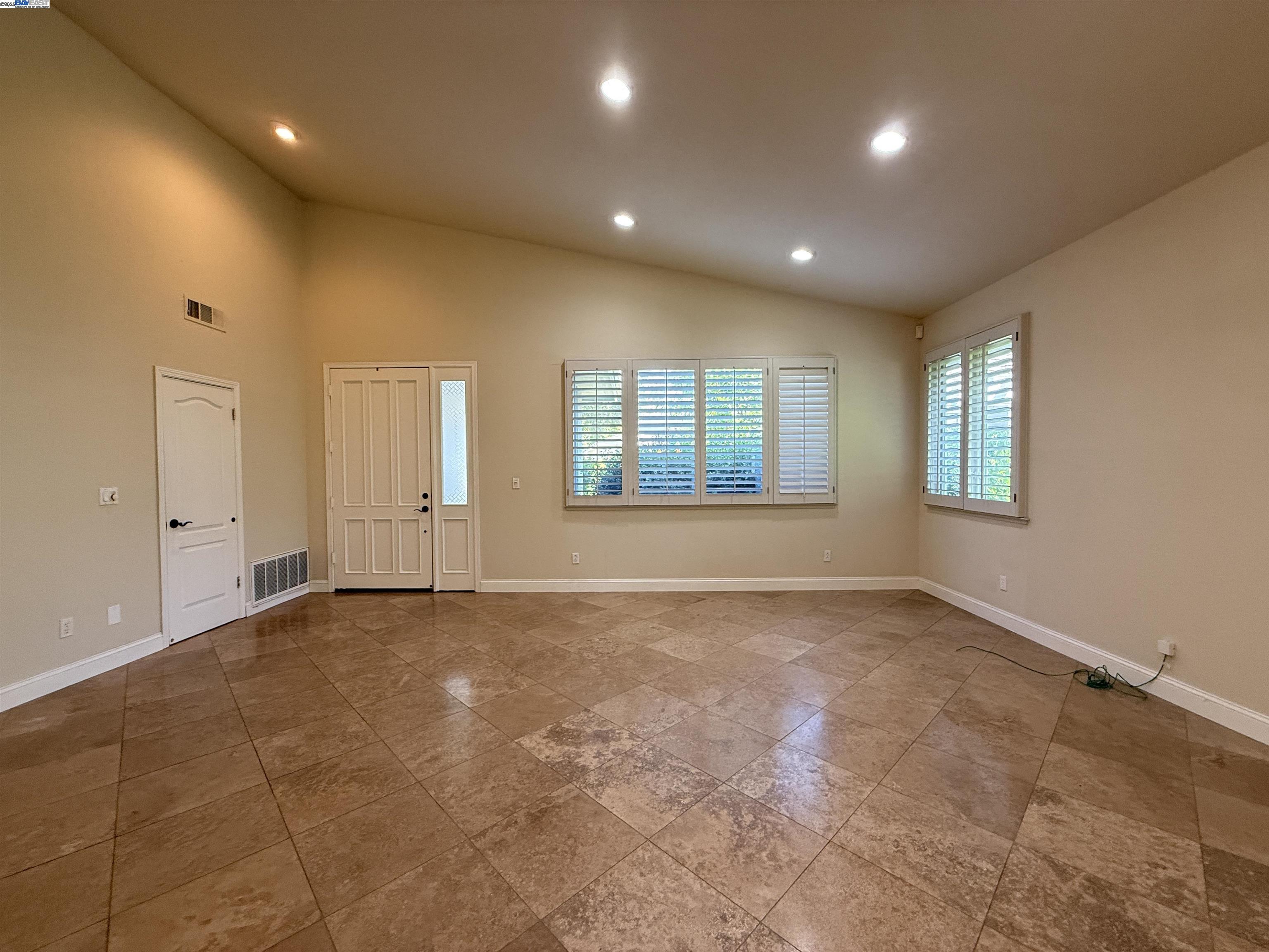 7879 Cypress Creek Ct, Pleasanton, California 94588, 4 Bedrooms Bedrooms, 7 Rooms Rooms,3 BathroomsBathrooms,Residential Lease,For Rent,7879 Cypress Creek Ct,41103171