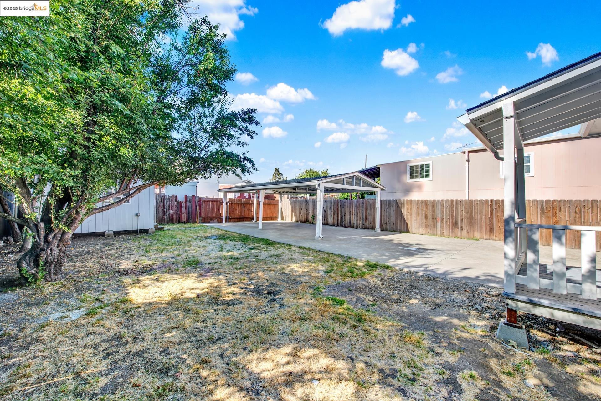 Detail Gallery Image 38 of 43 For 1618 100th Ave, Oakland,  CA 94603 - 2 Beds | 1 Baths