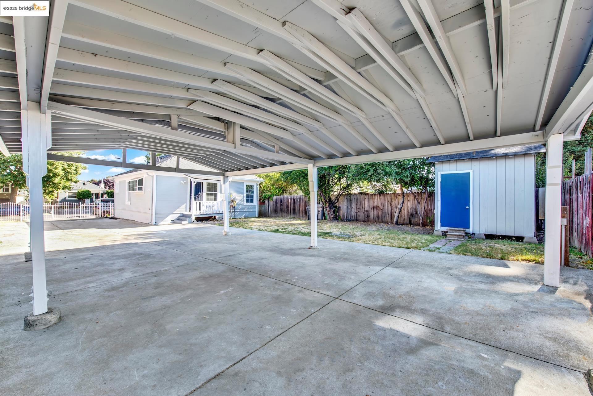 Detail Gallery Image 39 of 43 For 1618 100th Ave, Oakland,  CA 94603 - 2 Beds | 1 Baths
