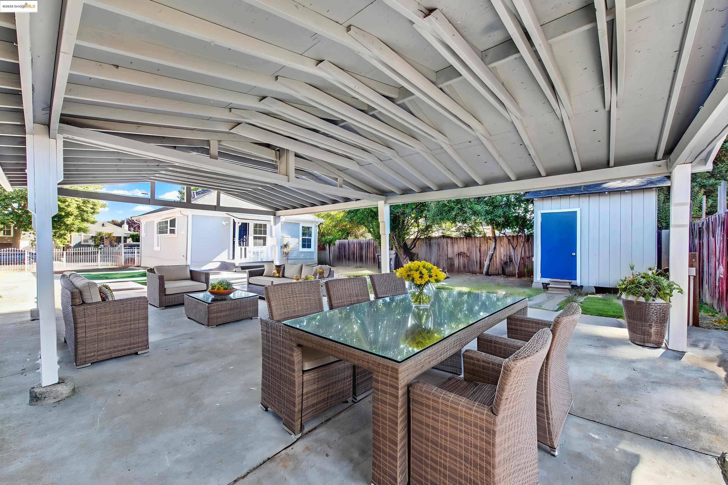 Detail Gallery Image 43 of 43 For 1618 100th Ave, Oakland,  CA 94603 - 2 Beds | 1 Baths