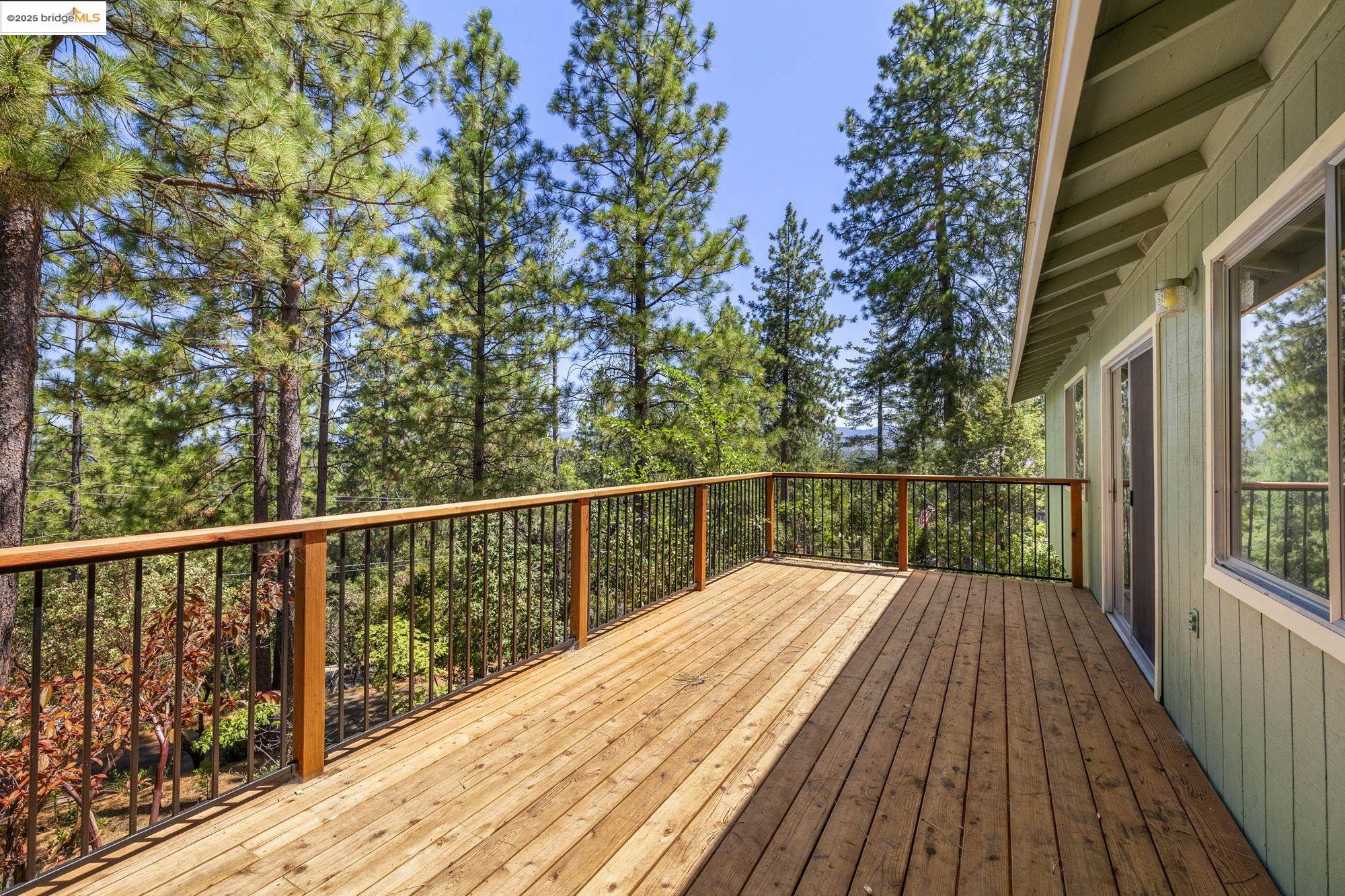 Detail Gallery Image 27 of 28 For 12017 Hillhurst, Groveland,  CA 95321 - 3 Beds | 3 Baths