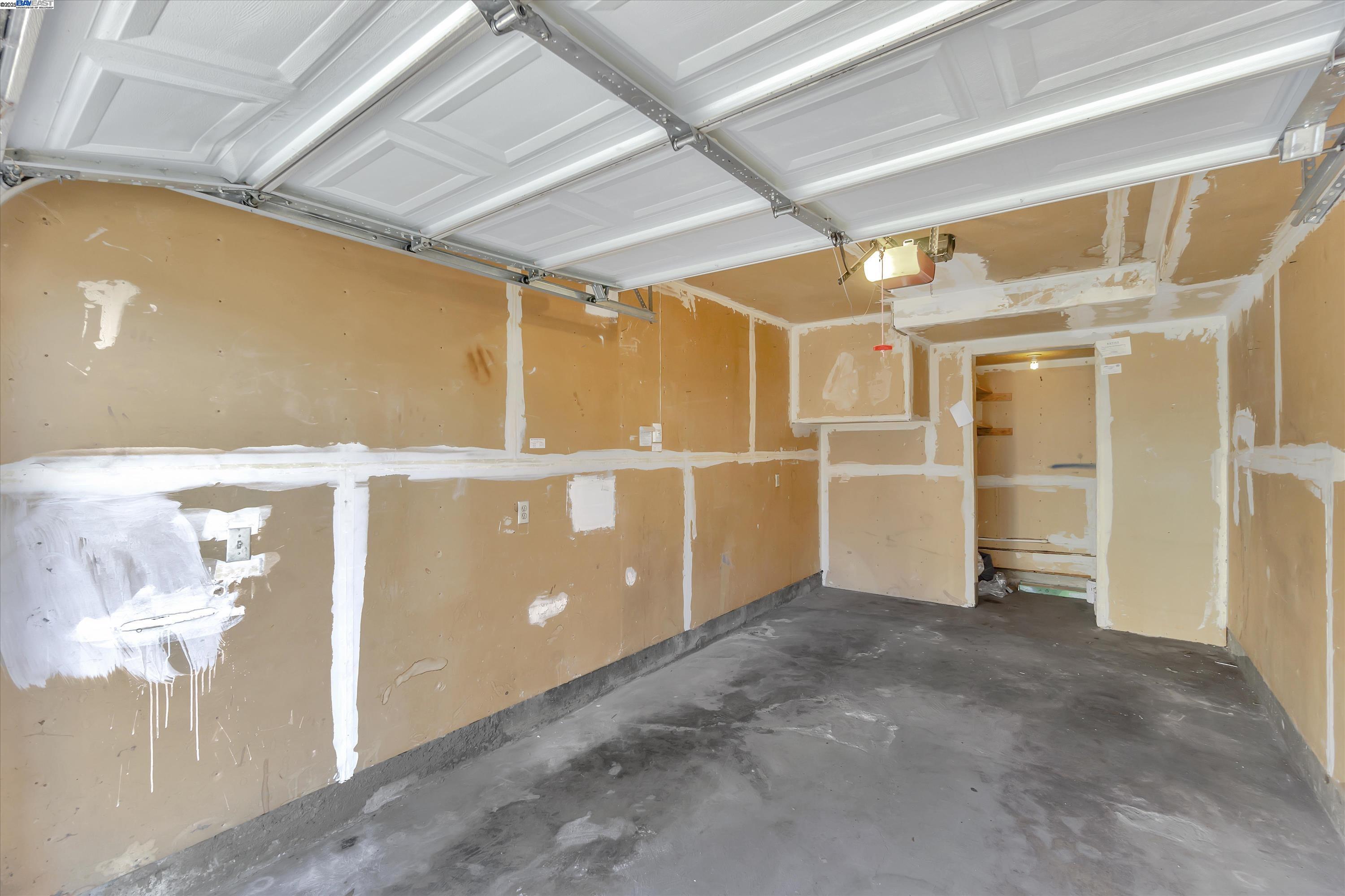1896 San Vincente Dr # 13, Concord, California 94519, 2 Bedrooms Bedrooms, 5 Rooms Rooms,1 BathroomBathrooms,Residential Lease,For Rent,1896 San Vincente Dr # 13,41103182