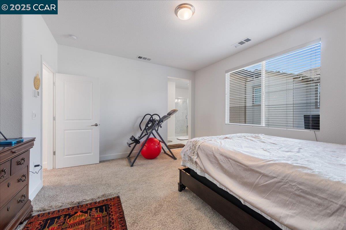 Detail Gallery Image 33 of 44 For 300 Hideaway Lane, Pittsburg,  CA 94565 - 4 Beds | 3 Baths