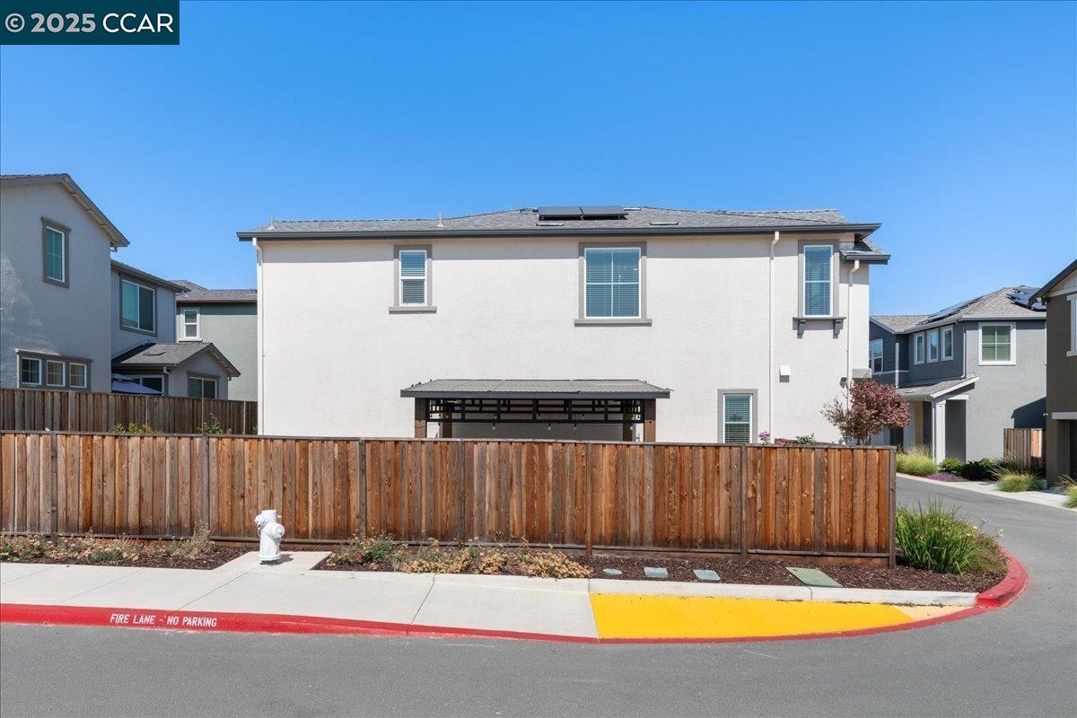 Detail Gallery Image 8 of 44 For 300 Hideaway Lane, Pittsburg,  CA 94565 - 4 Beds | 3 Baths