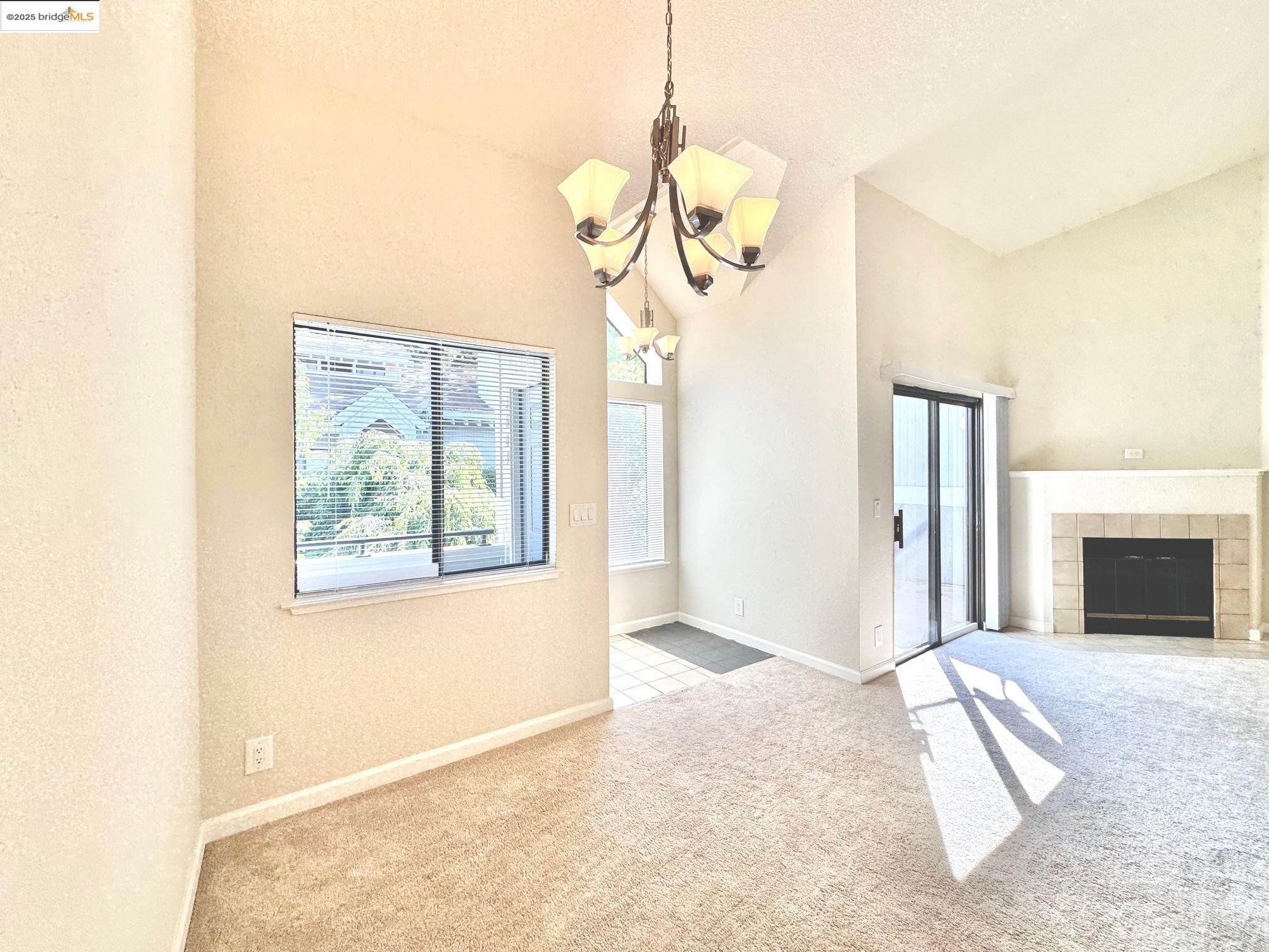 4649 Rothbury Cmn, Fremont, California 94536, 2 Bedrooms Bedrooms, 5 Rooms Rooms,2 BathroomsBathrooms,Residential Lease,For Rent,4649 Rothbury Cmn,41103186