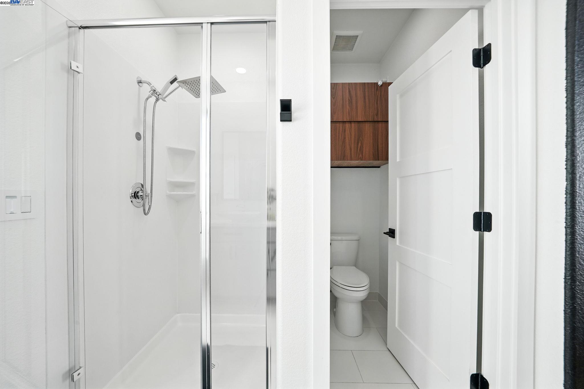 Detail Gallery Image 38 of 40 For 25243 Villager Ln, Hayward,  CA 94544 - 4 Beds | 3/1 Baths