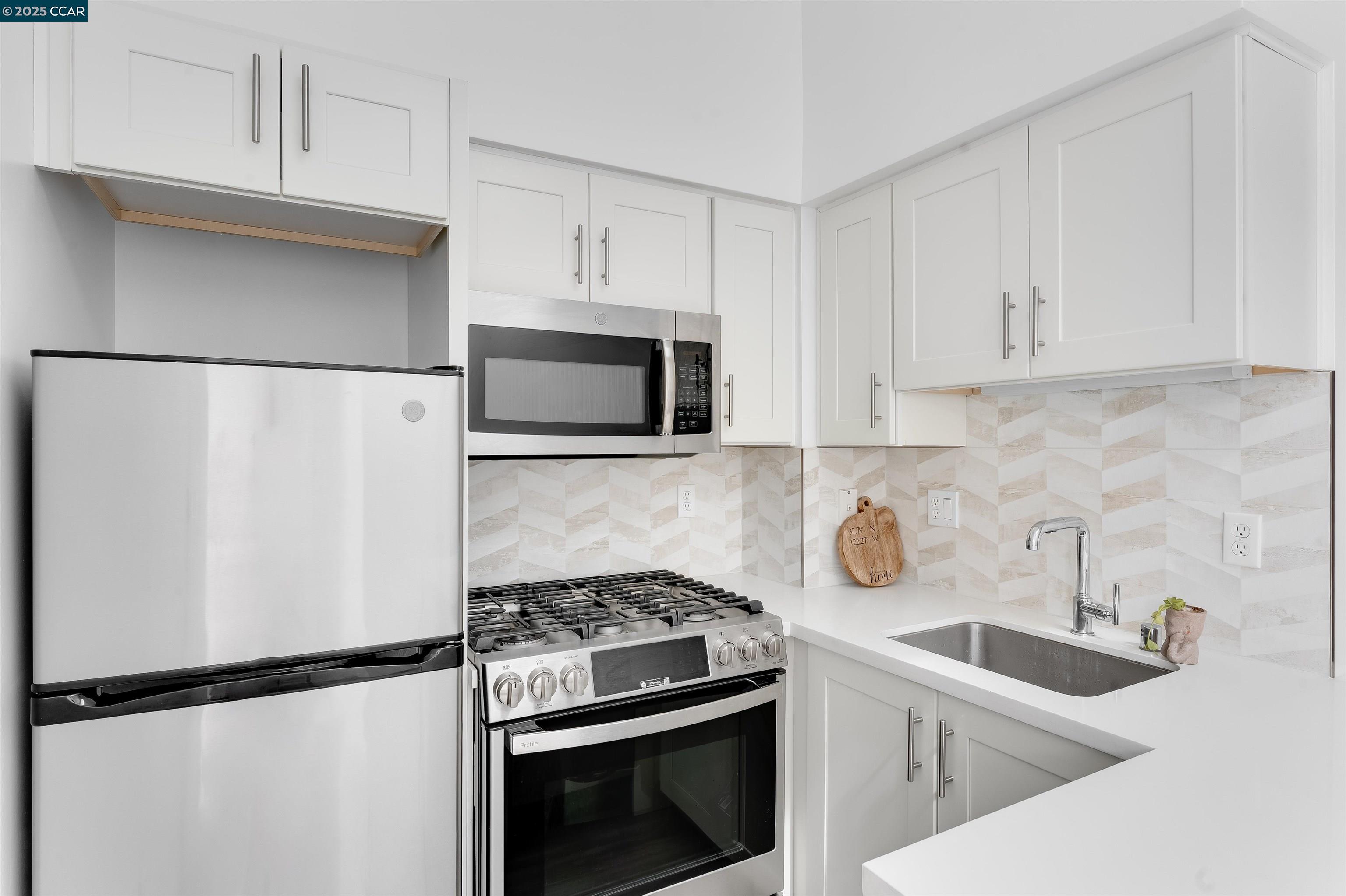 Photo #8: 41103191 Listing: Photo #8