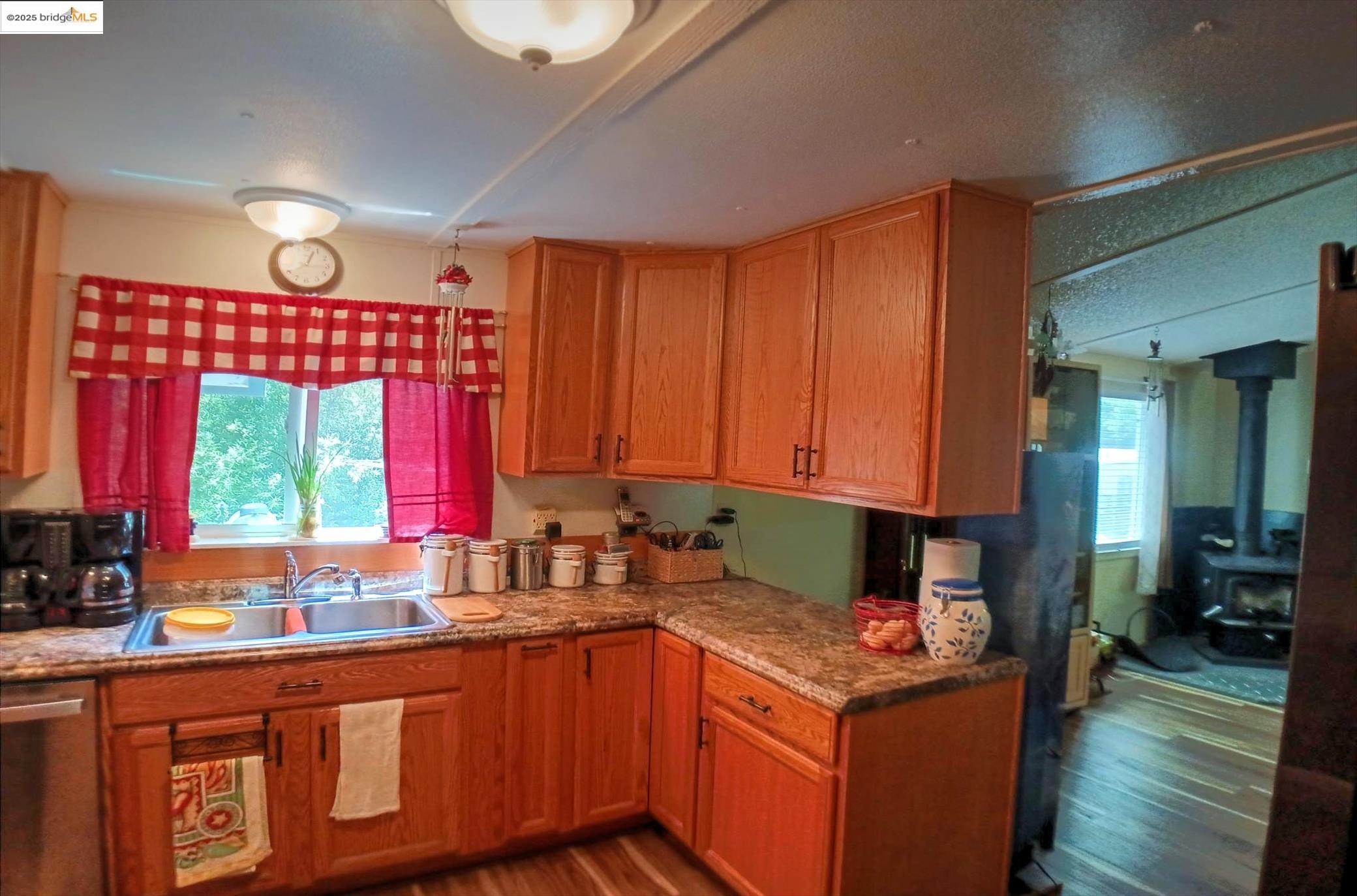 17645 State Highway 120, Big Oak Flat, California 95305, 3 Bedrooms Bedrooms, 5 Rooms Rooms,2 BathroomsBathrooms,Residential,For Sale,17645 State Highway 120,41103197