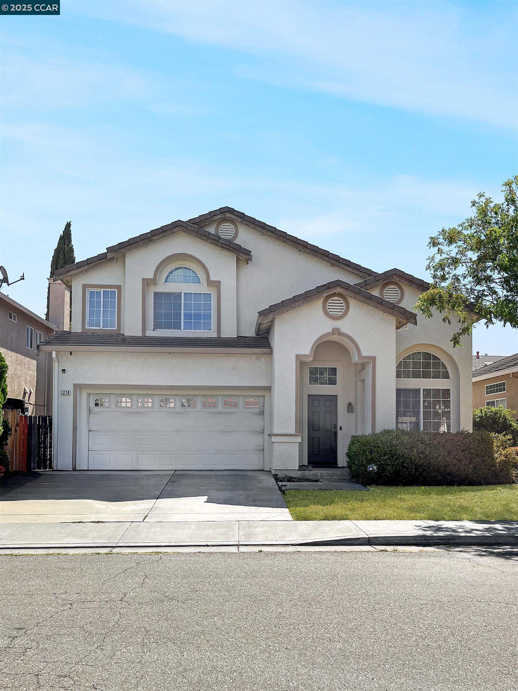 Detail Gallery Image 1 of 21 For 1214 Dover Ln, Tracy,  CA 95377 - 5 Beds | 2/1 Baths