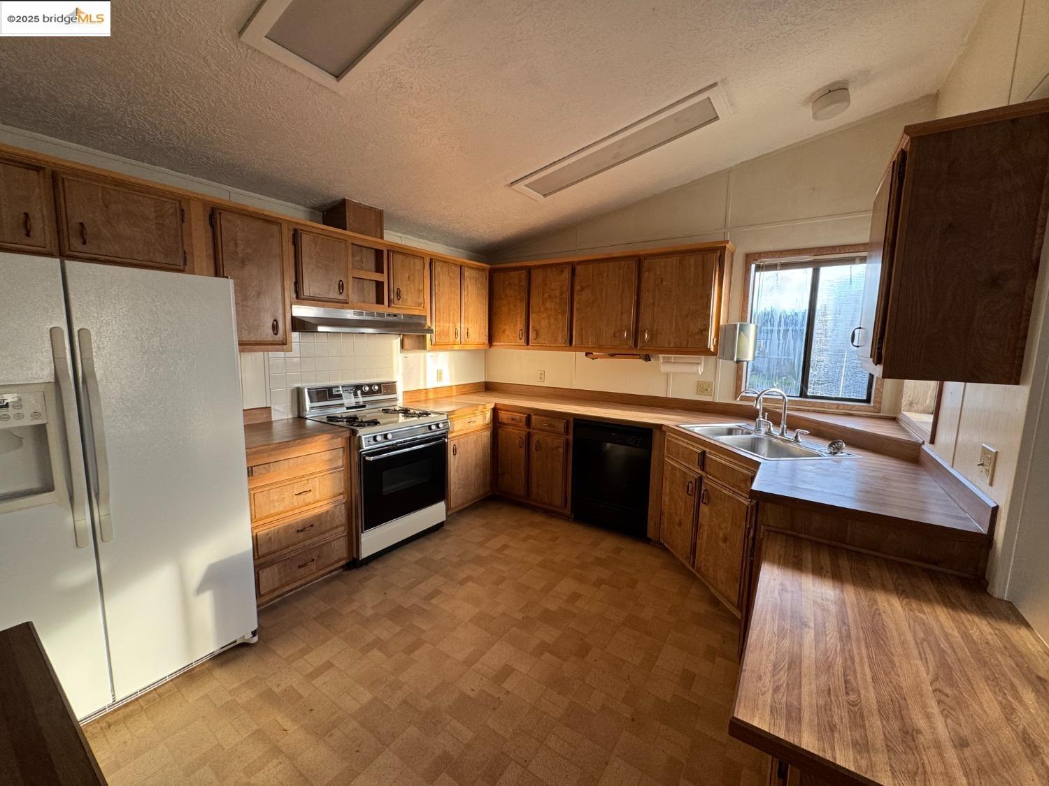 22513 Prospect Heights, Groveland, California 95321, 2 Bedrooms Bedrooms, 5 Rooms Rooms,2 BathroomsBathrooms,Residential,For Sale,22513 Prospect Heights,41103204