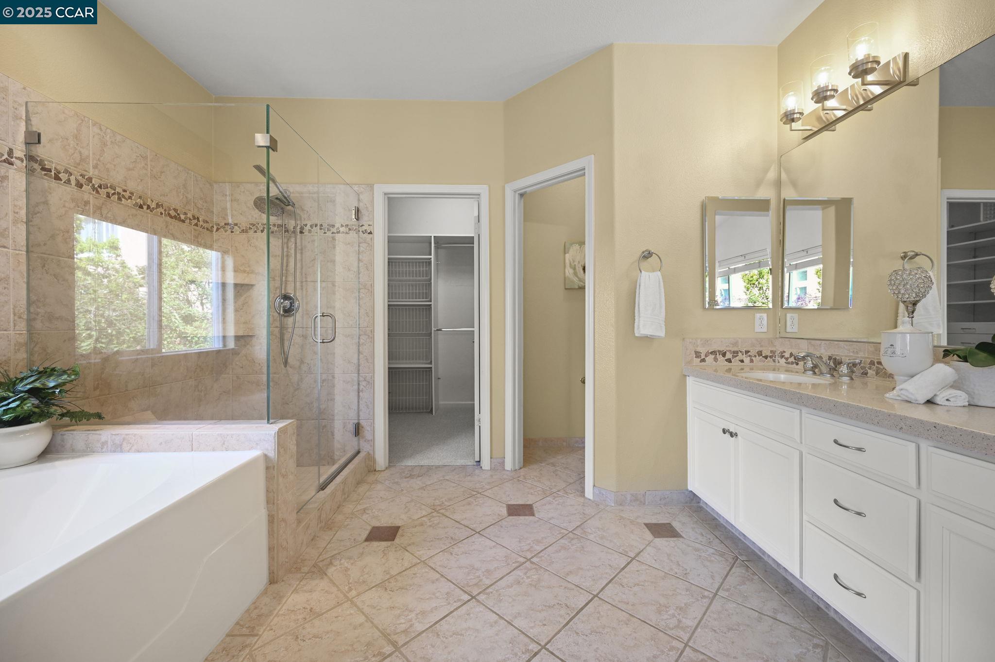 Detail Gallery Image 19 of 42 For 120 Woodcrest Dr, San Ramon,  CA 94583 - 4 Beds | 2/1 Baths