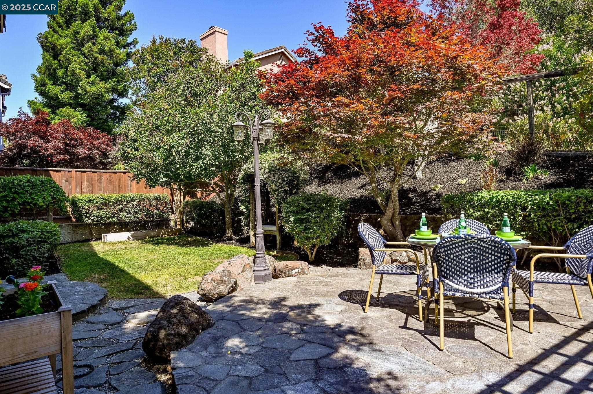Detail Gallery Image 27 of 42 For 120 Woodcrest Dr, San Ramon,  CA 94583 - 4 Beds | 2/1 Baths