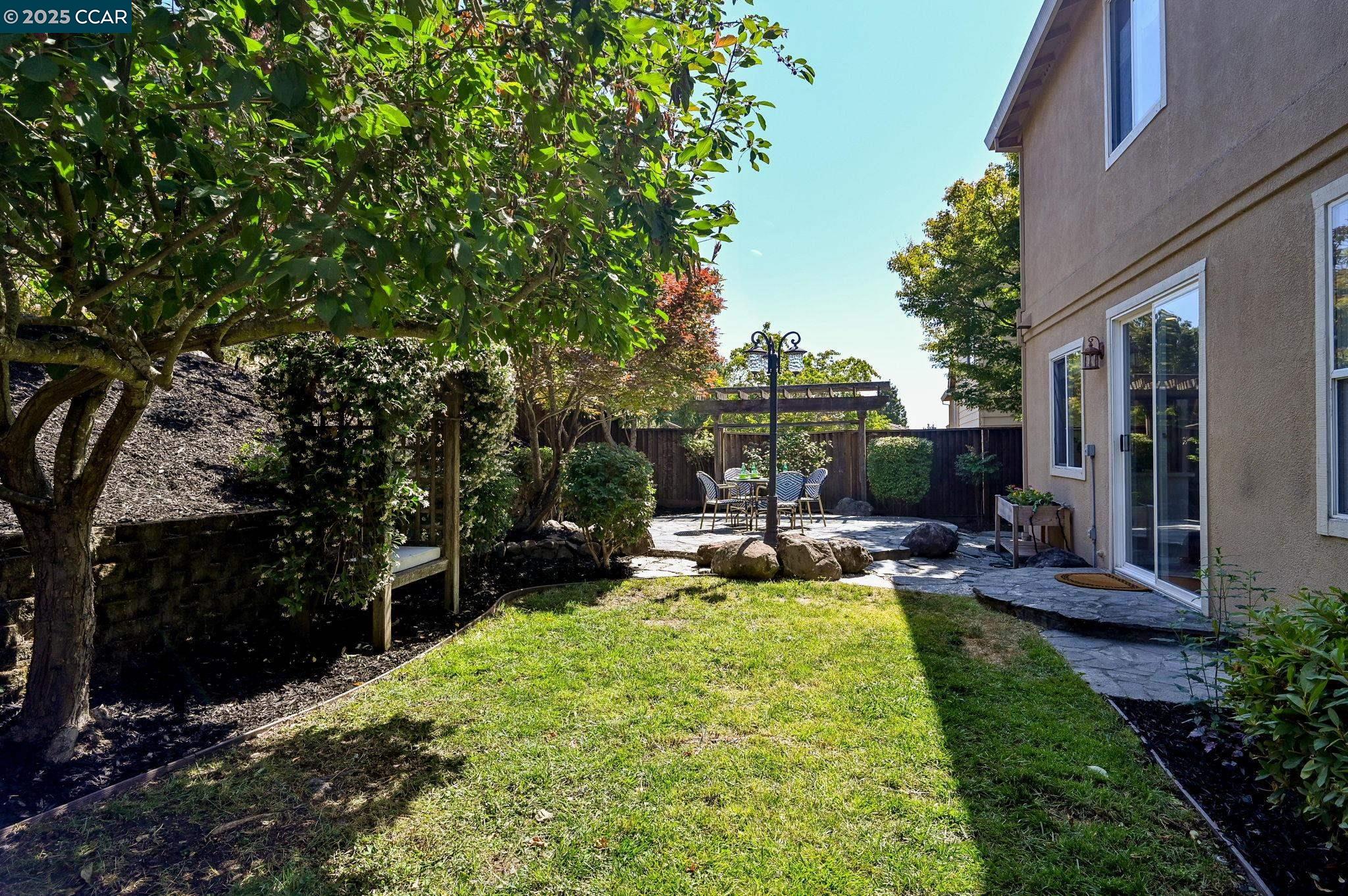 Detail Gallery Image 30 of 42 For 120 Woodcrest Dr, San Ramon,  CA 94583 - 4 Beds | 2/1 Baths