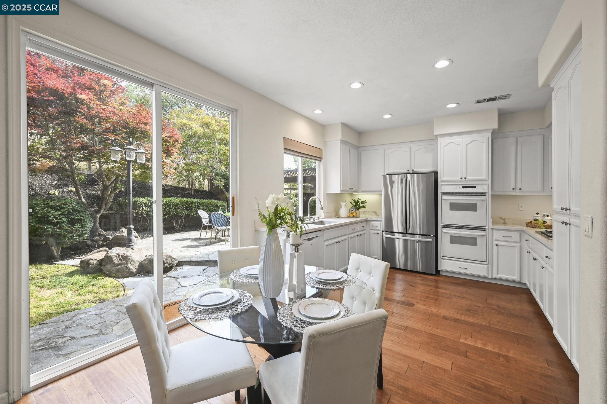 Detail Gallery Image 7 of 42 For 120 Woodcrest Dr, San Ramon,  CA 94583 - 4 Beds | 2/1 Baths