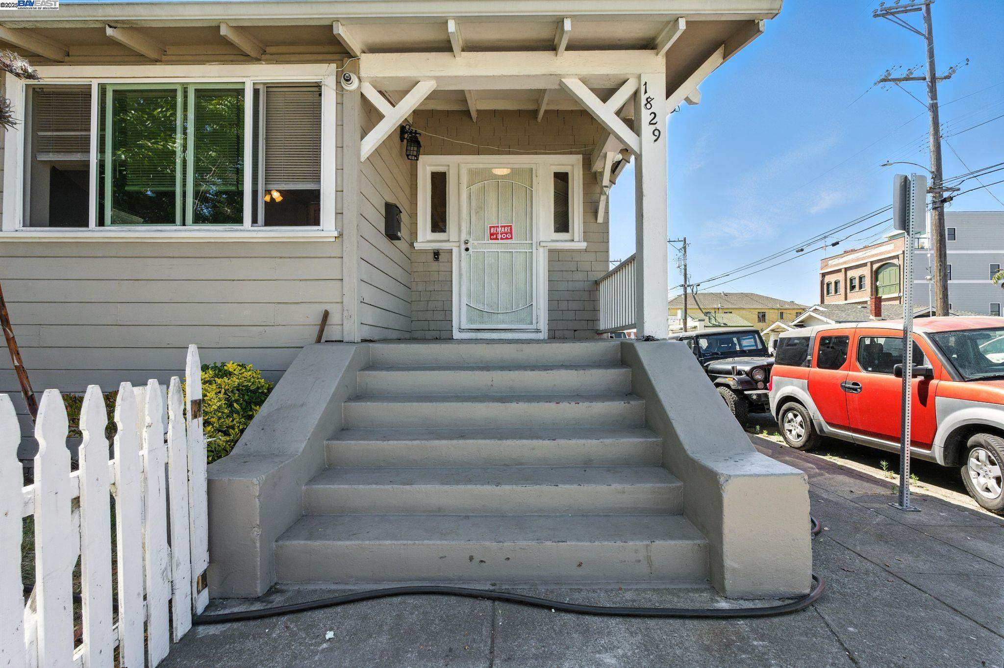 Detail Gallery Image 2 of 35 For 1829 Everett St, Alameda,  CA 94501 - – Beds | – Baths