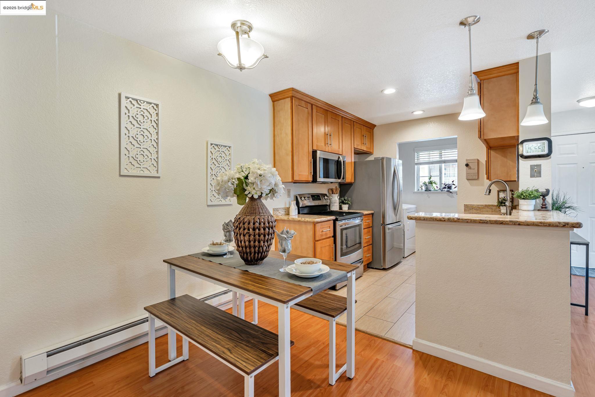 413 Lighthouse Dr, Vallejo, California 94590, 2 Bedrooms Bedrooms, 6 Rooms Rooms,1 BathroomBathrooms,Residential,For Sale,413 Lighthouse Dr,41103209