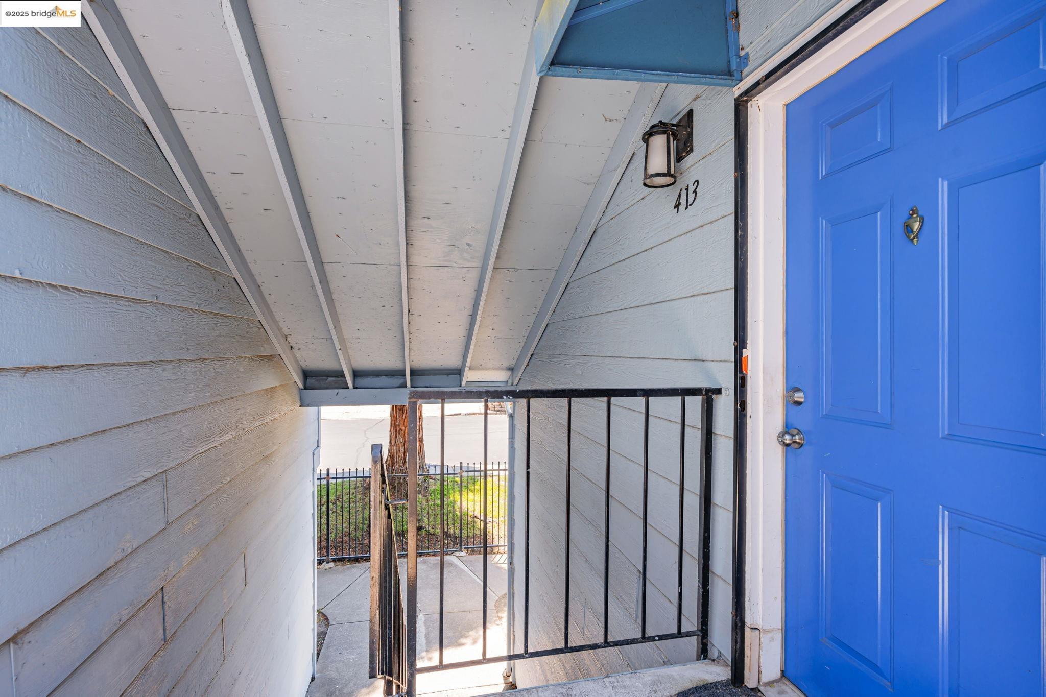 413 Lighthouse Dr, Vallejo, California 94590, 2 Bedrooms Bedrooms, 6 Rooms Rooms,1 BathroomBathrooms,Residential,For Sale,413 Lighthouse Dr,41103209