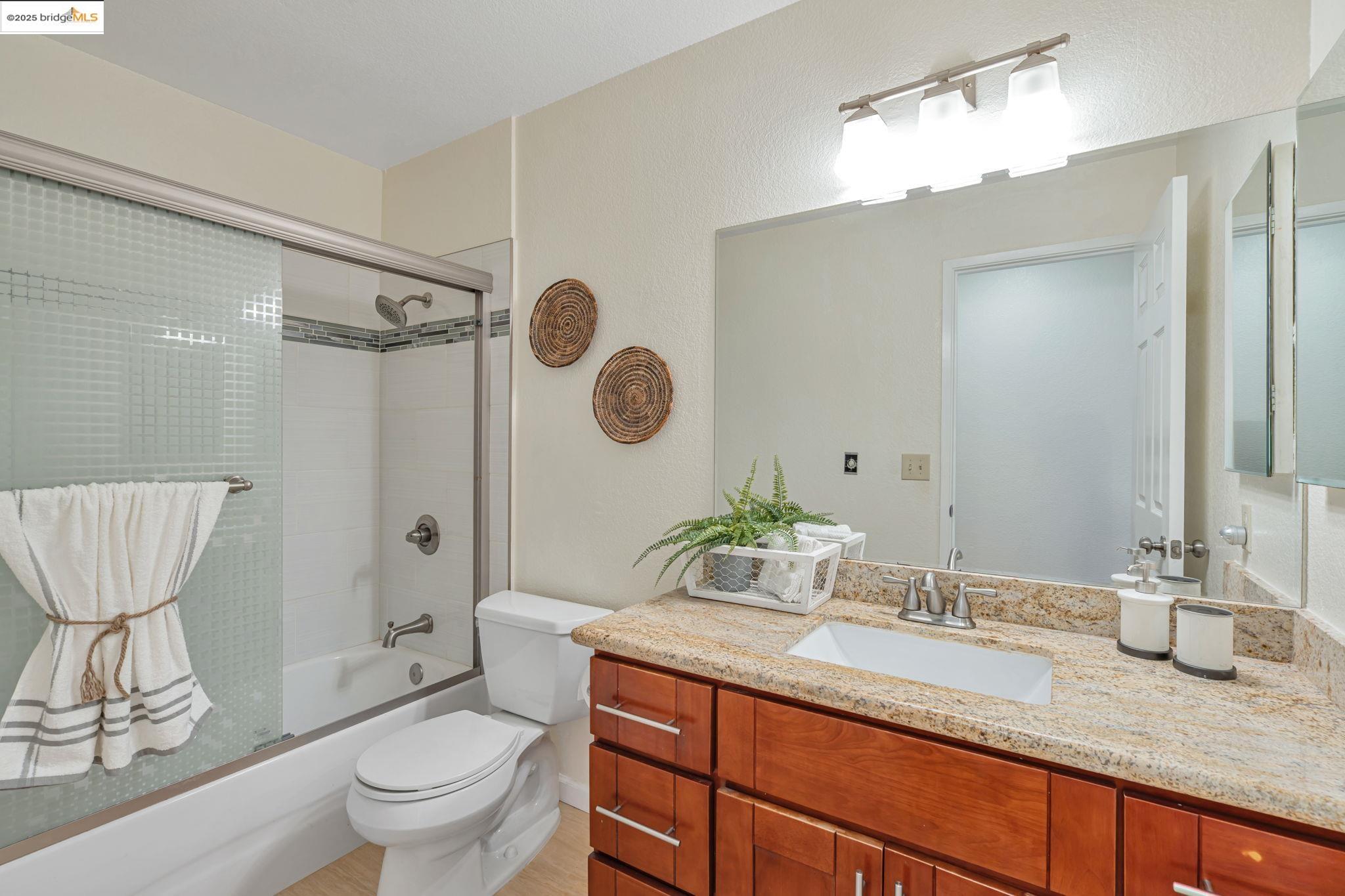 413 Lighthouse Dr, Vallejo, California 94590, 2 Bedrooms Bedrooms, 6 Rooms Rooms,1 BathroomBathrooms,Residential,For Sale,413 Lighthouse Dr,41103209