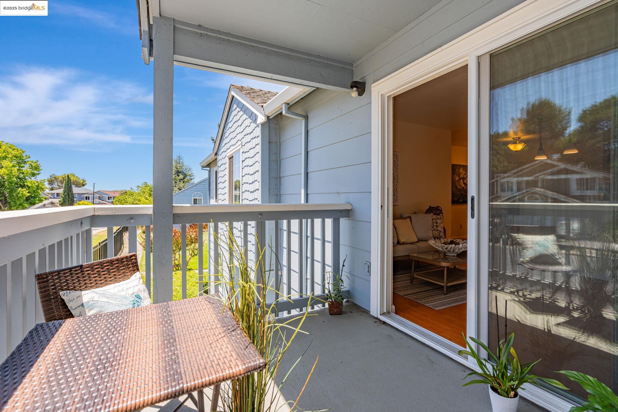 413 Lighthouse Dr, Vallejo, California 94590, 2 Bedrooms Bedrooms, 6 Rooms Rooms,1 BathroomBathrooms,Residential,For Sale,413 Lighthouse Dr,41103209